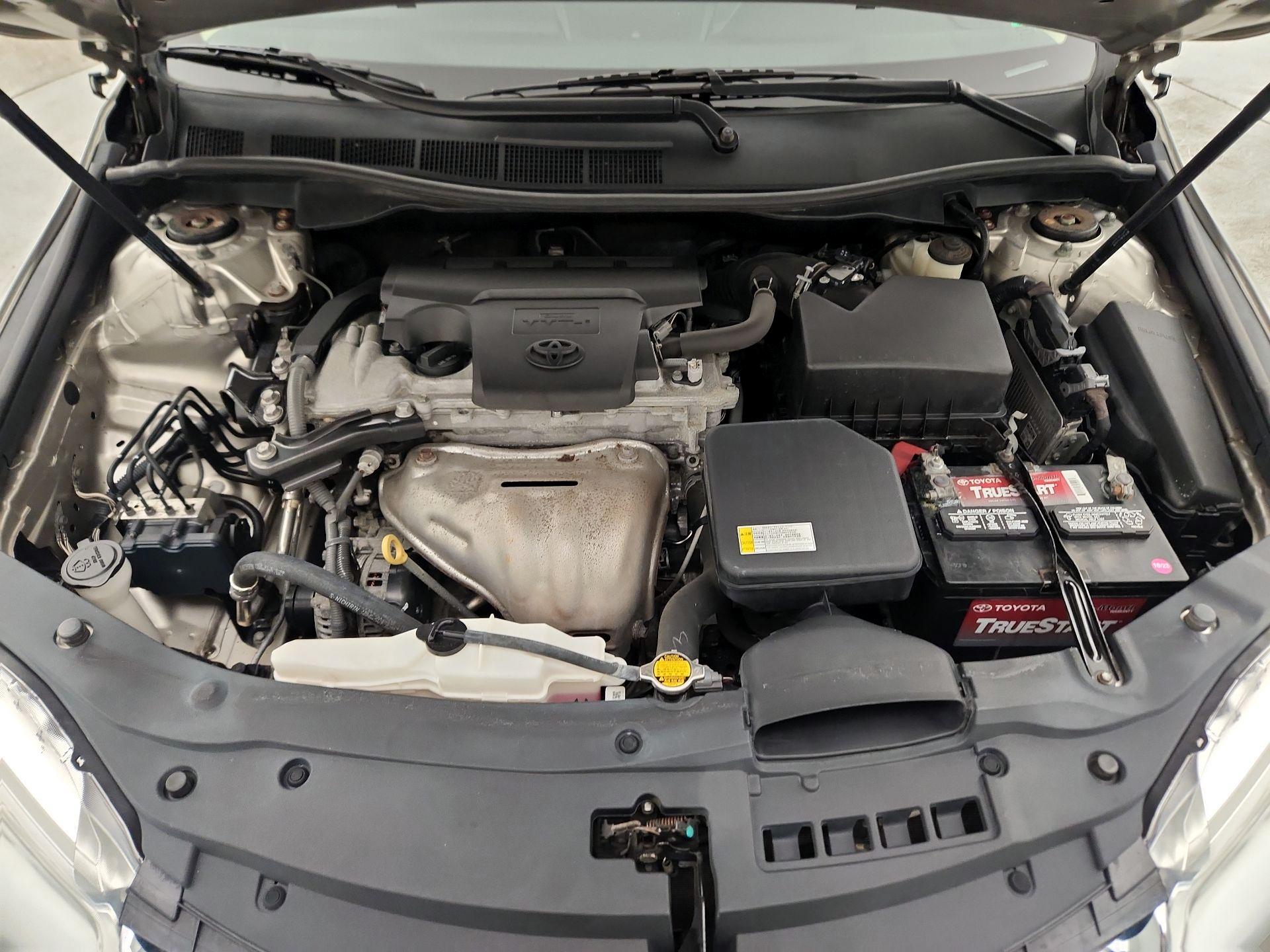 Thumbnail: 2016 Toyota Camry - 20