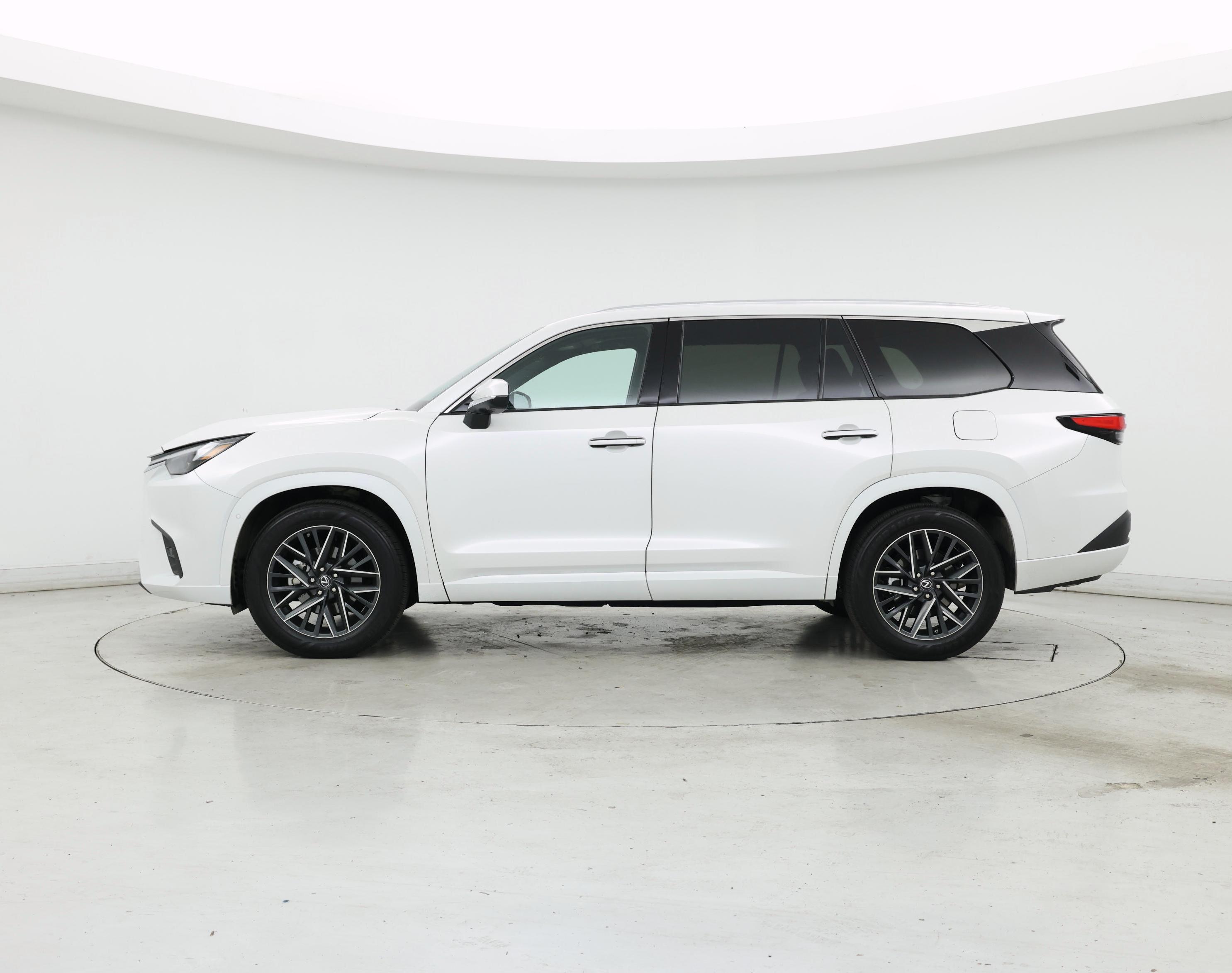 Thumbnail: 2025 Lexus TX - 3