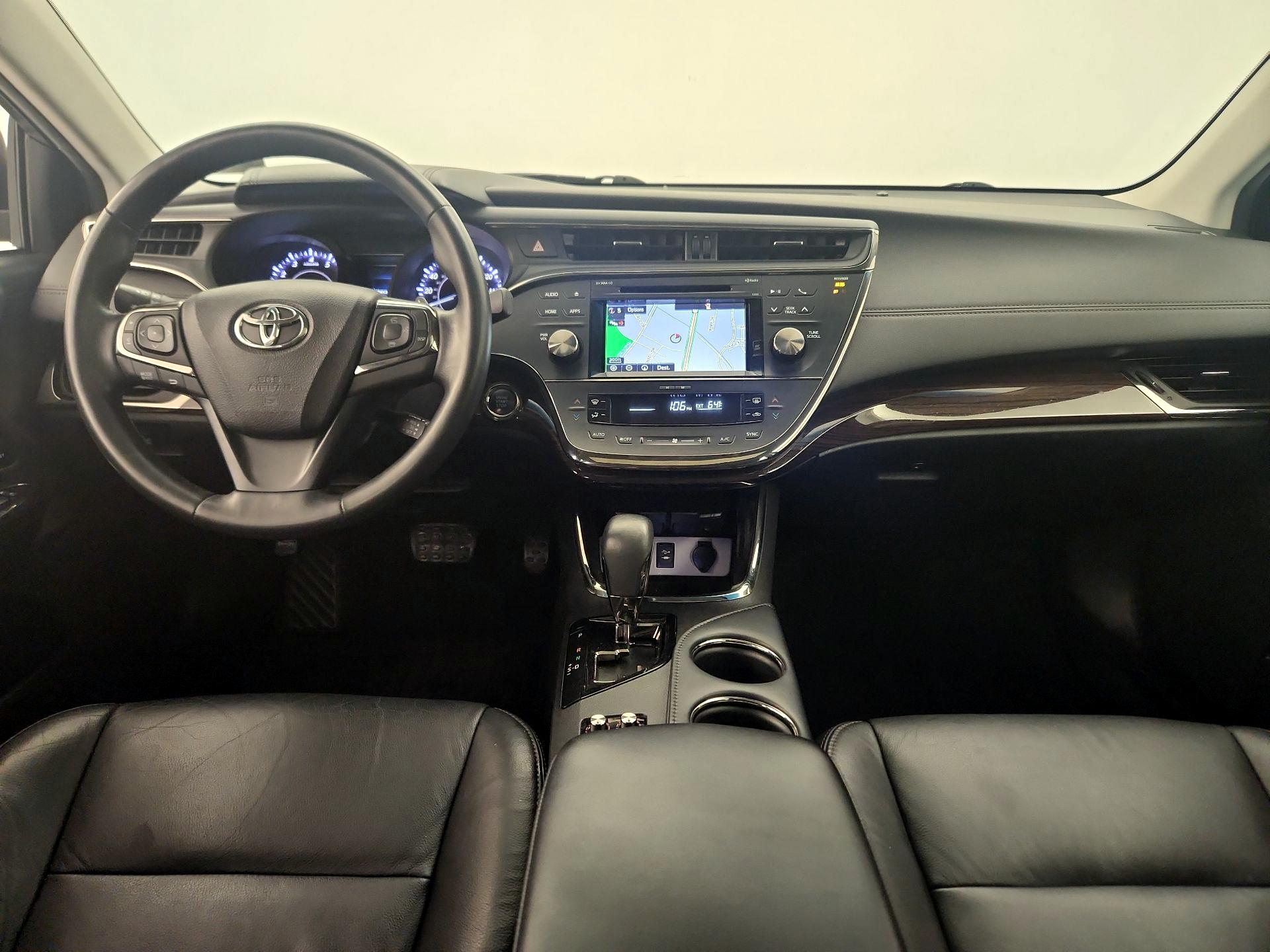 Thumbnail: 2015 Toyota Avalon - 9