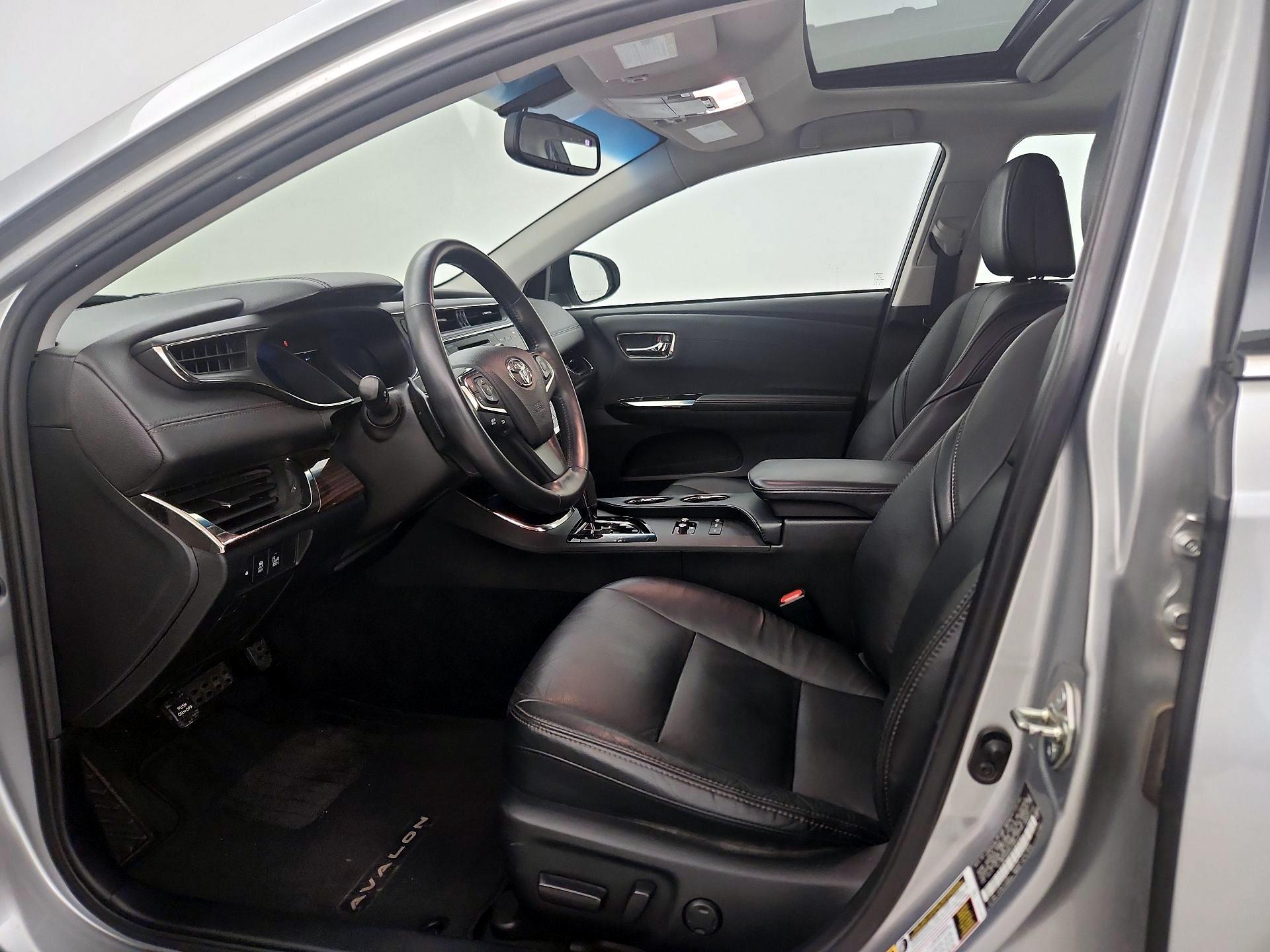 Thumbnail: 2015 Toyota Avalon - 11