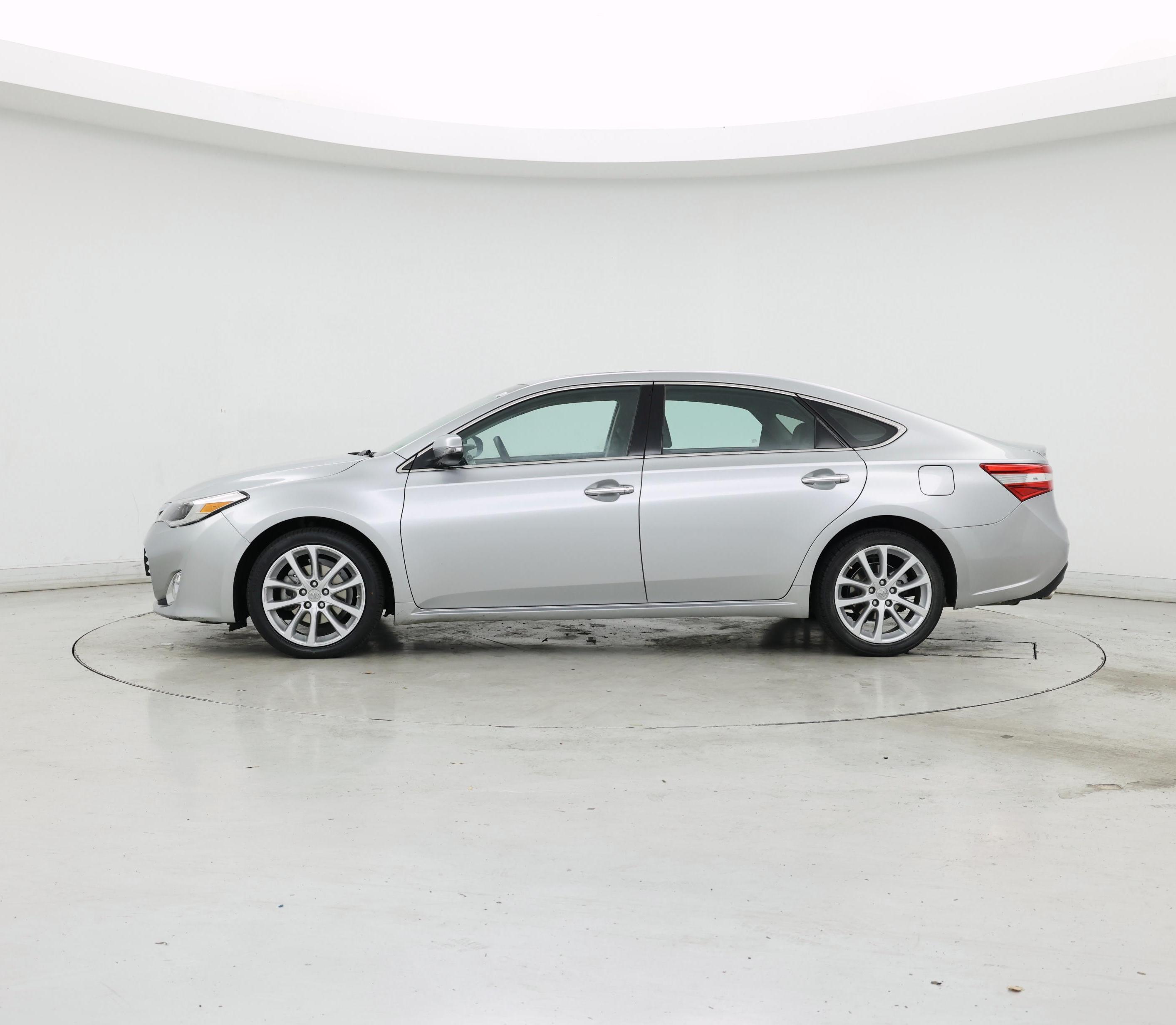 Thumbnail: 2015 Toyota Avalon - 3