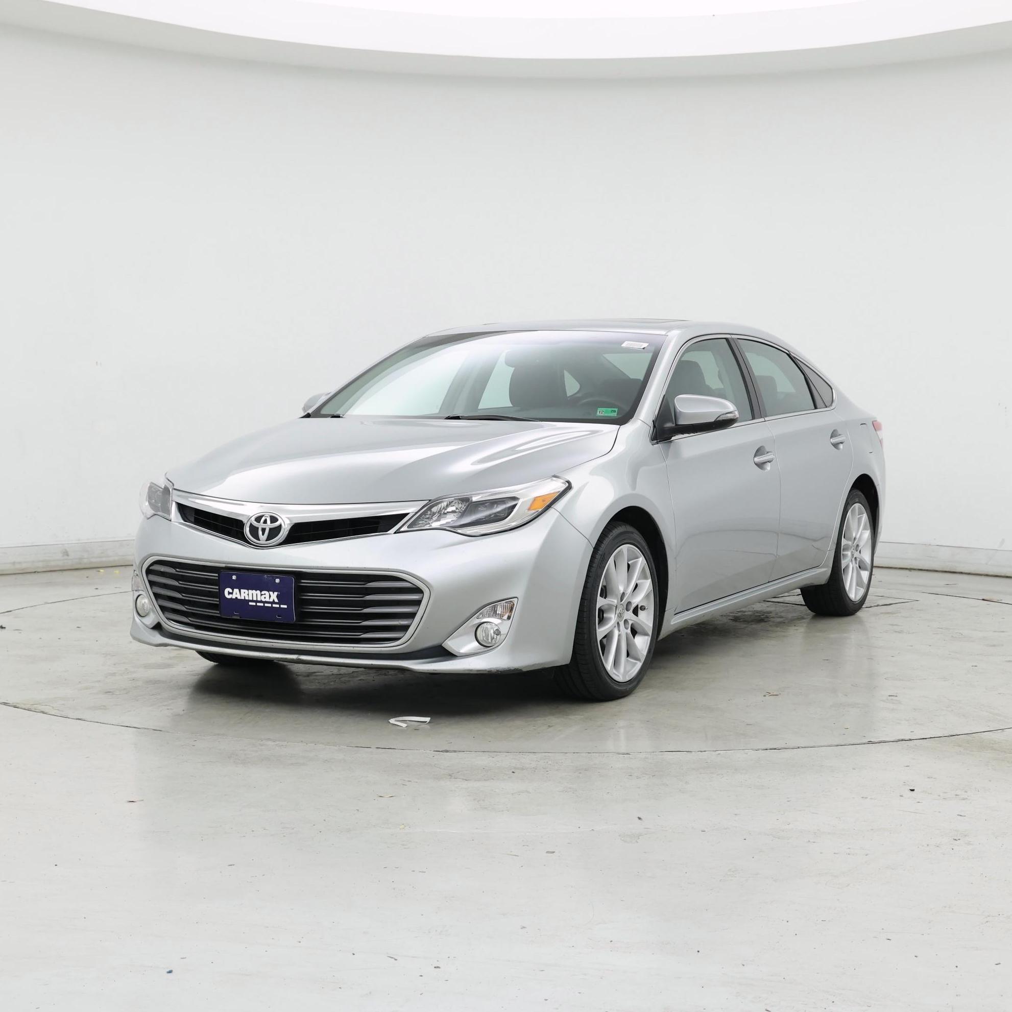 Thumbnail: 2015 Toyota Avalon - 4