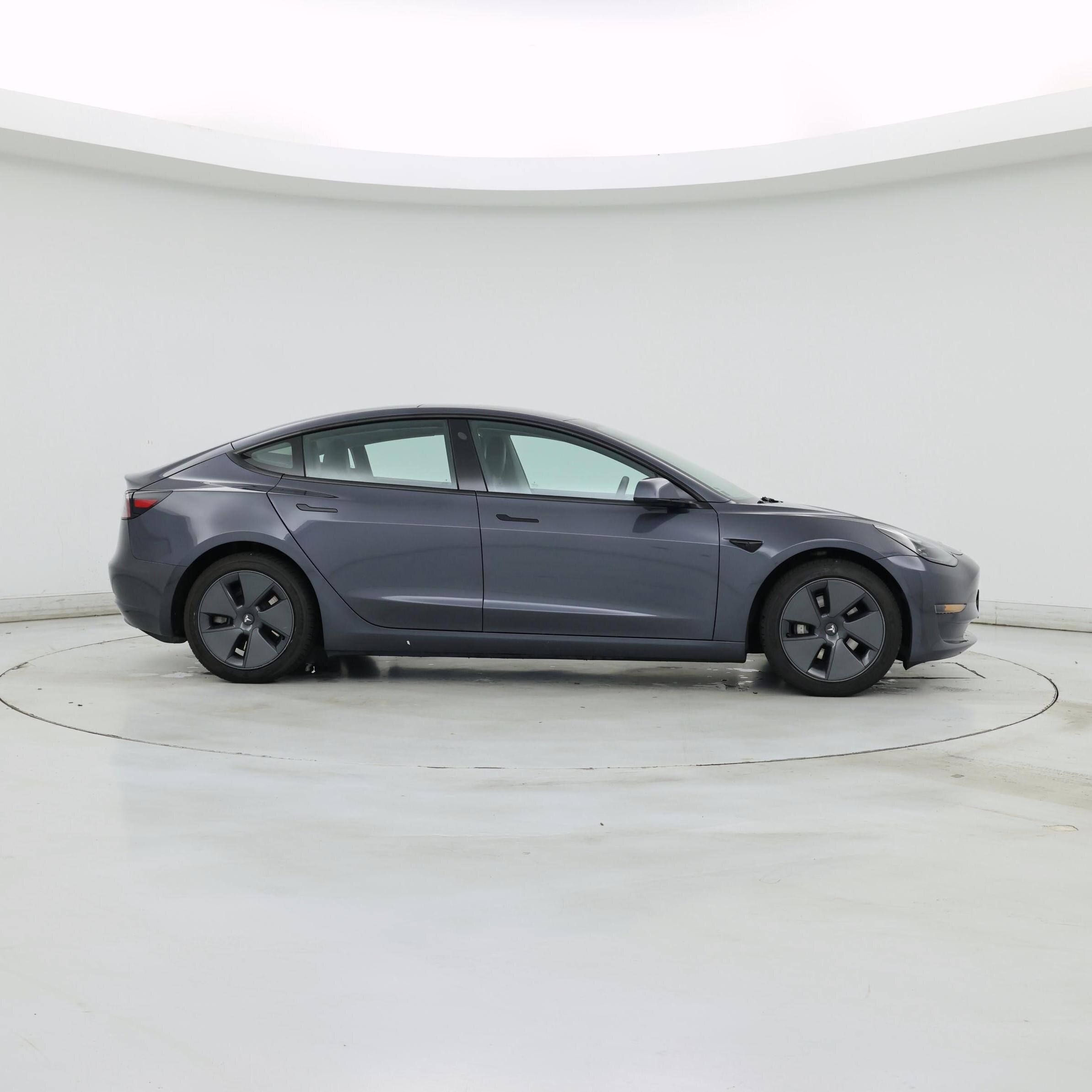 Thumbnail: 2022 Tesla Model 3 - 7