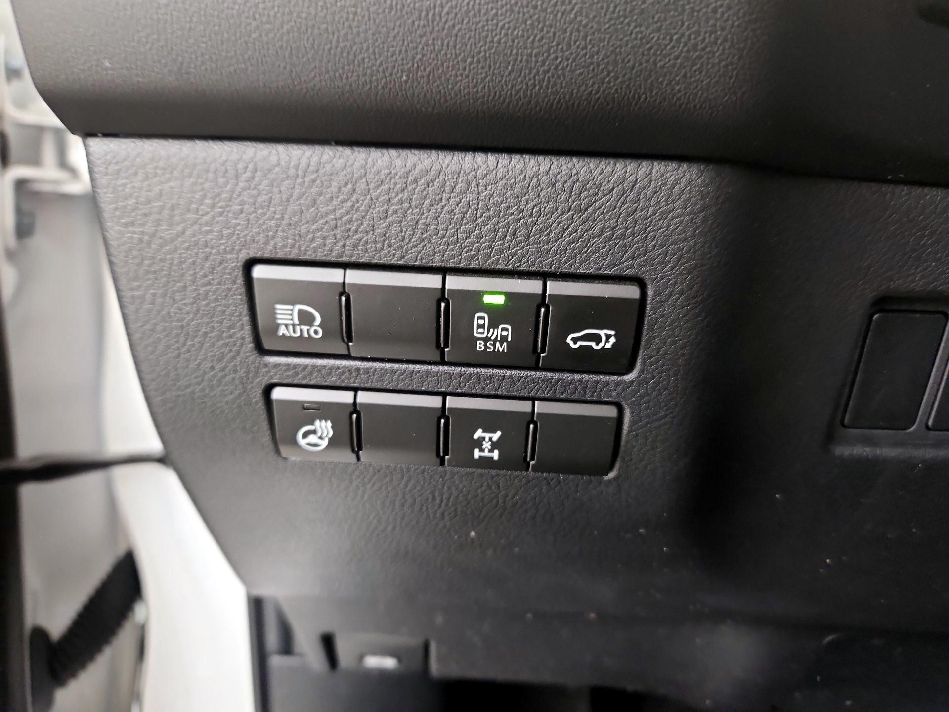 Thumbnail: 2018 Lexus NX - 13