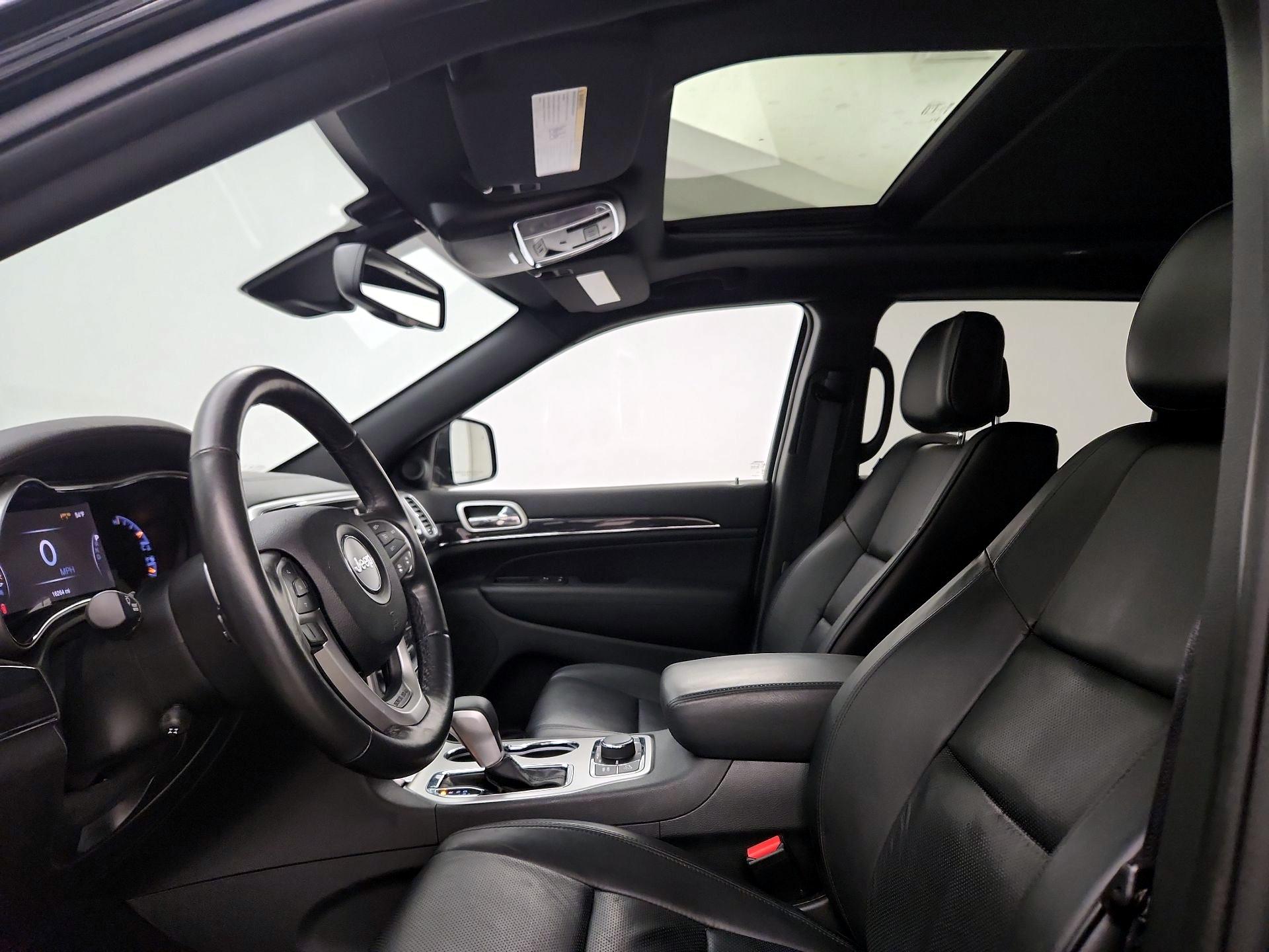 Thumbnail: 2016 Jeep Grand Cherokee - 20