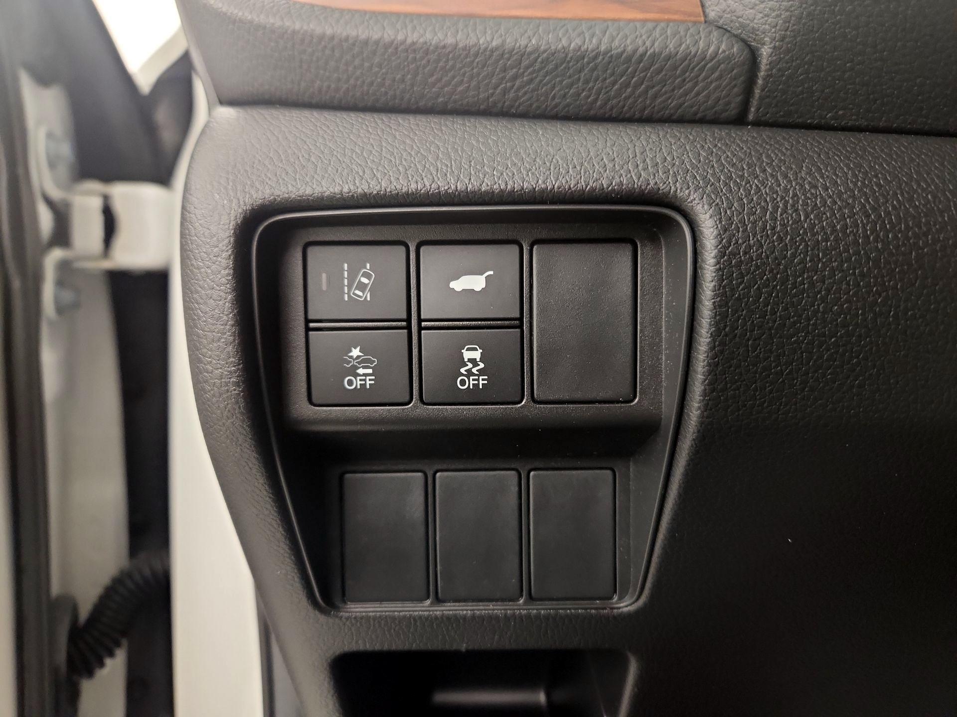 Thumbnail: 2017 Honda CR-V - 13