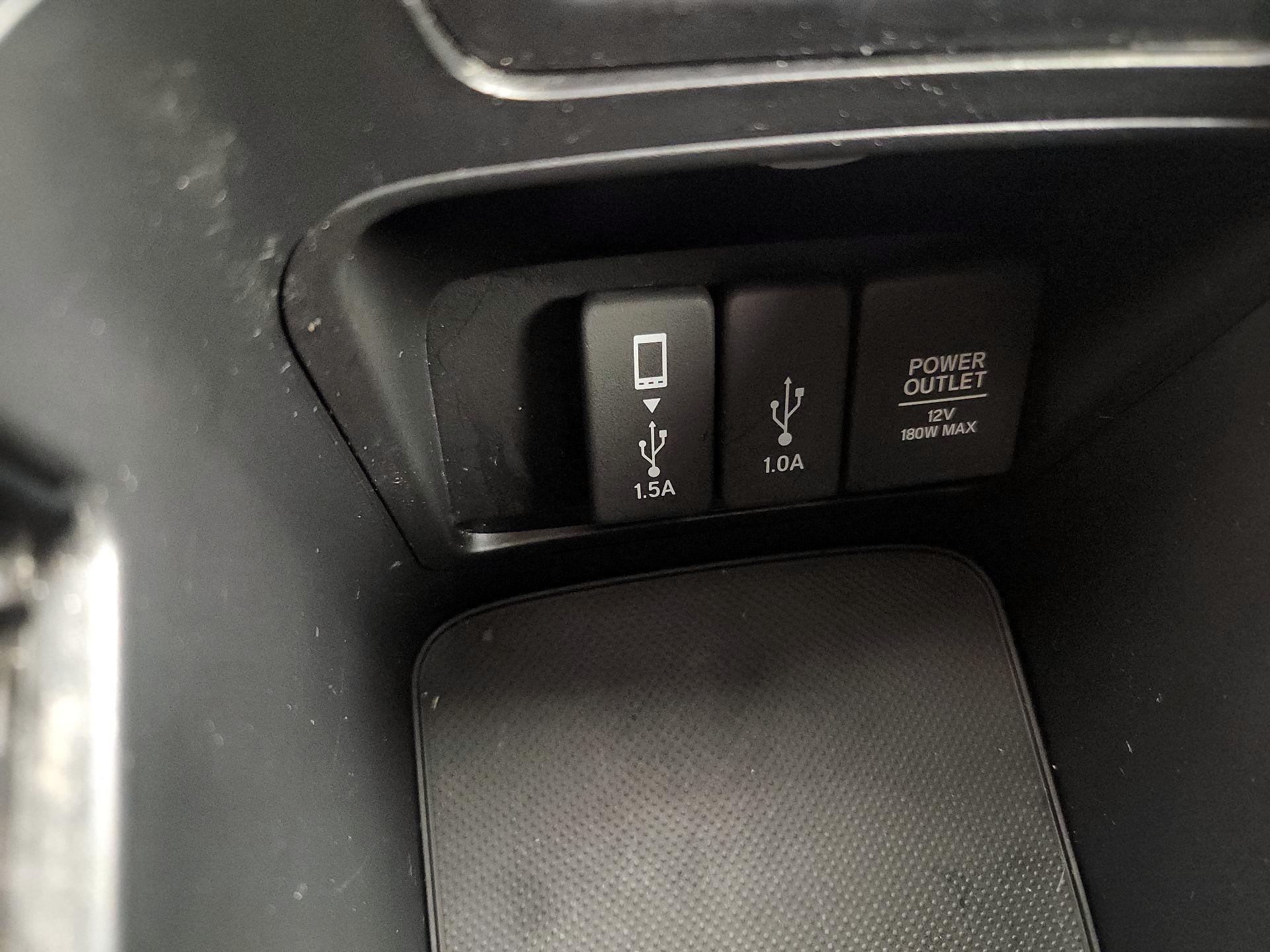 Thumbnail: 2017 Honda CR-V - 18