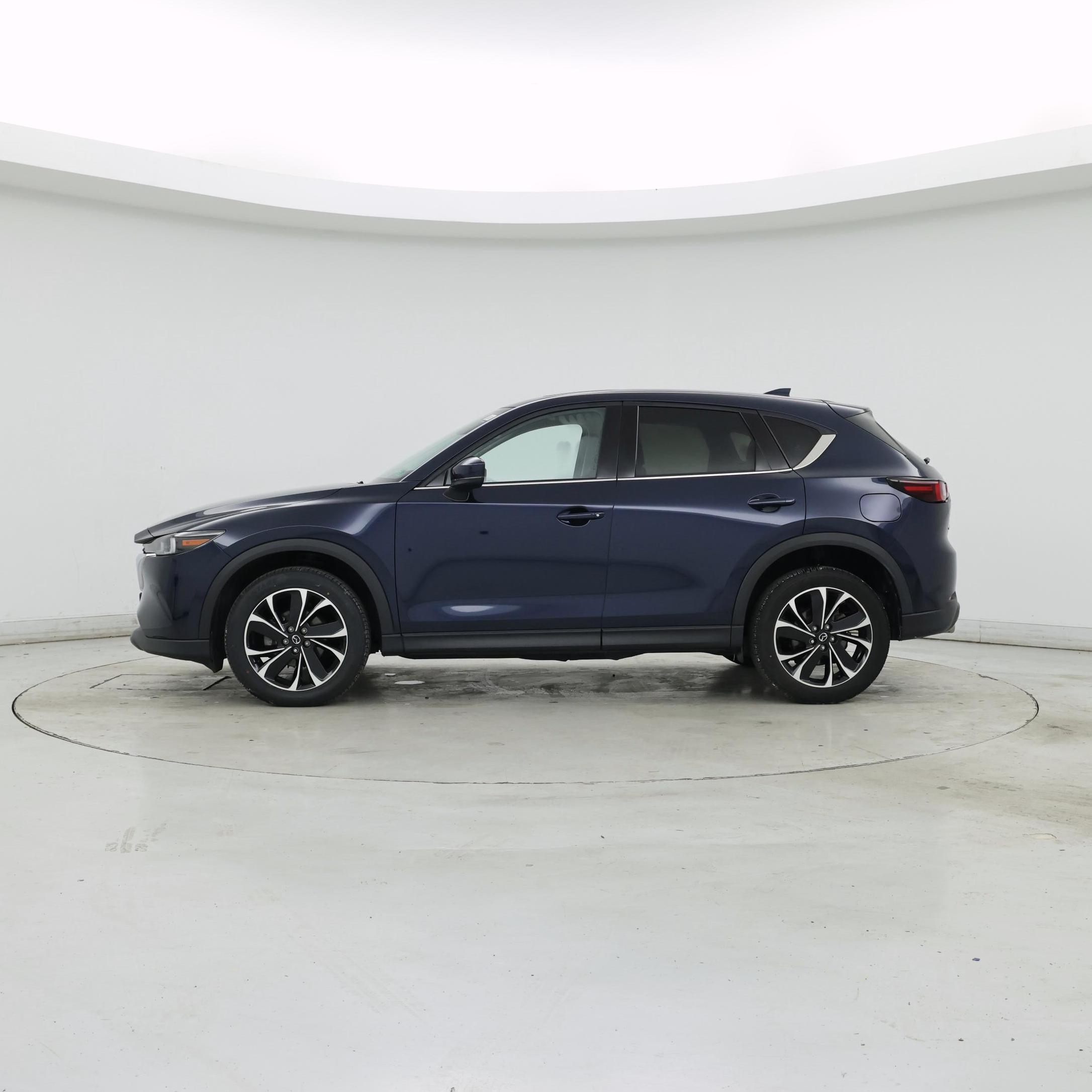 Thumbnail: 2022 Mazda CX-5 - 3