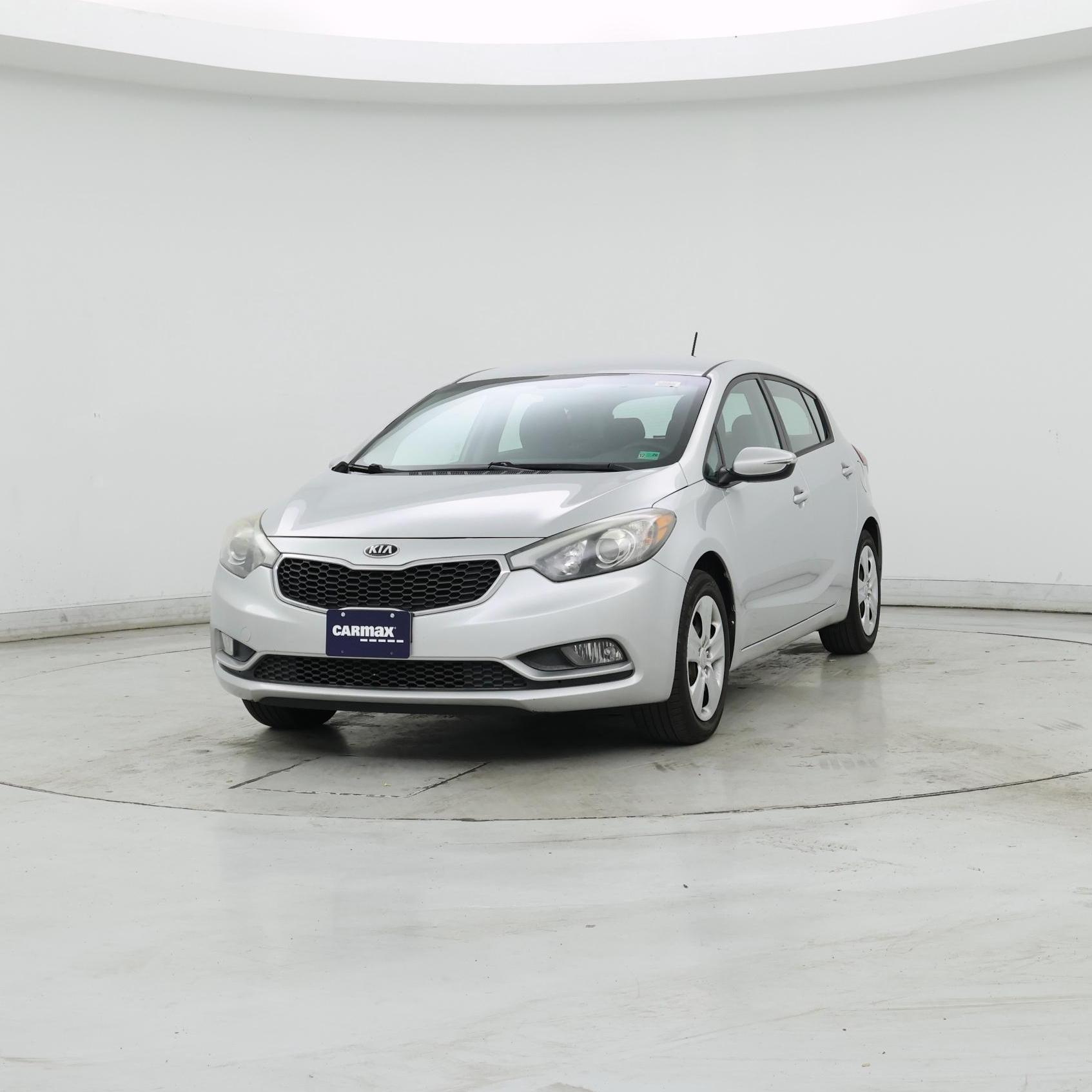 Thumbnail: 2016 Kia Forte - 4