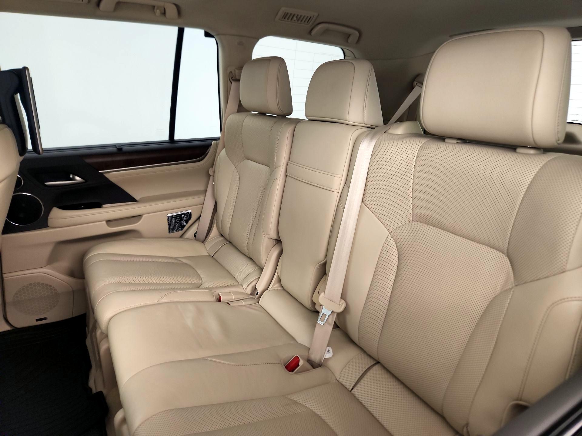 Thumbnail: 2017 Lexus LX - 19