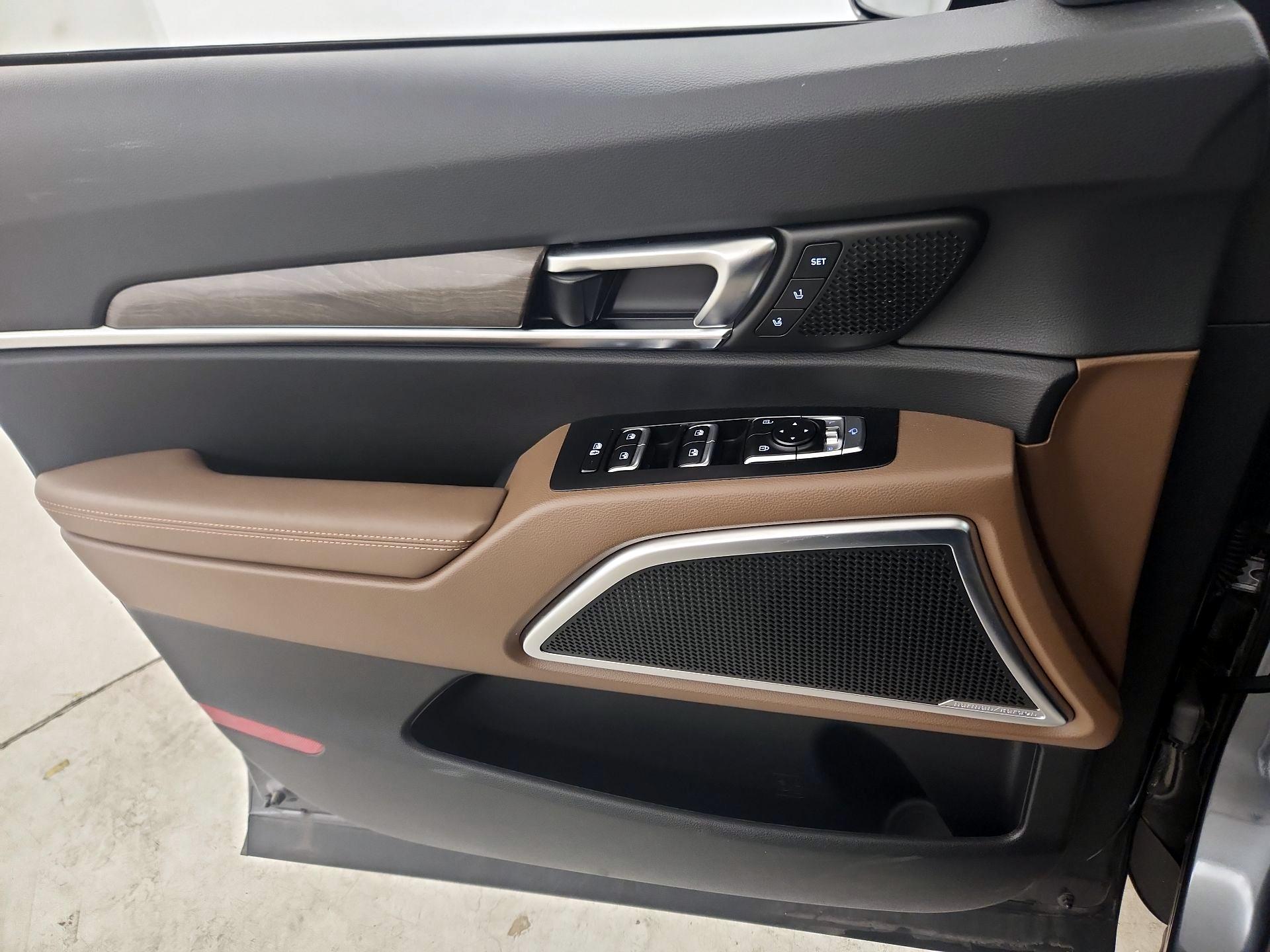 Thumbnail: 2022 Kia Telluride - 12