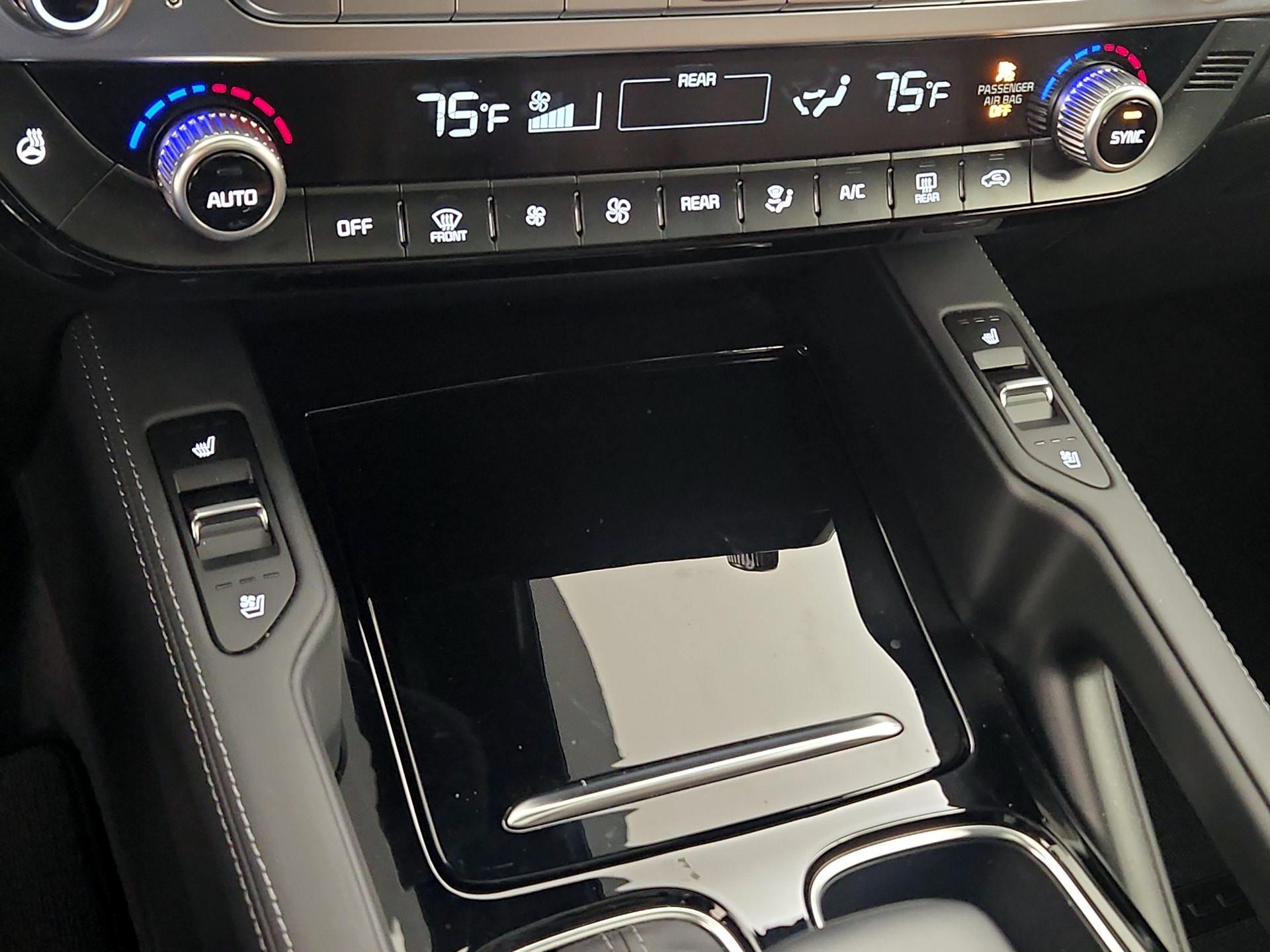 Thumbnail: 2022 Kia Telluride - 17