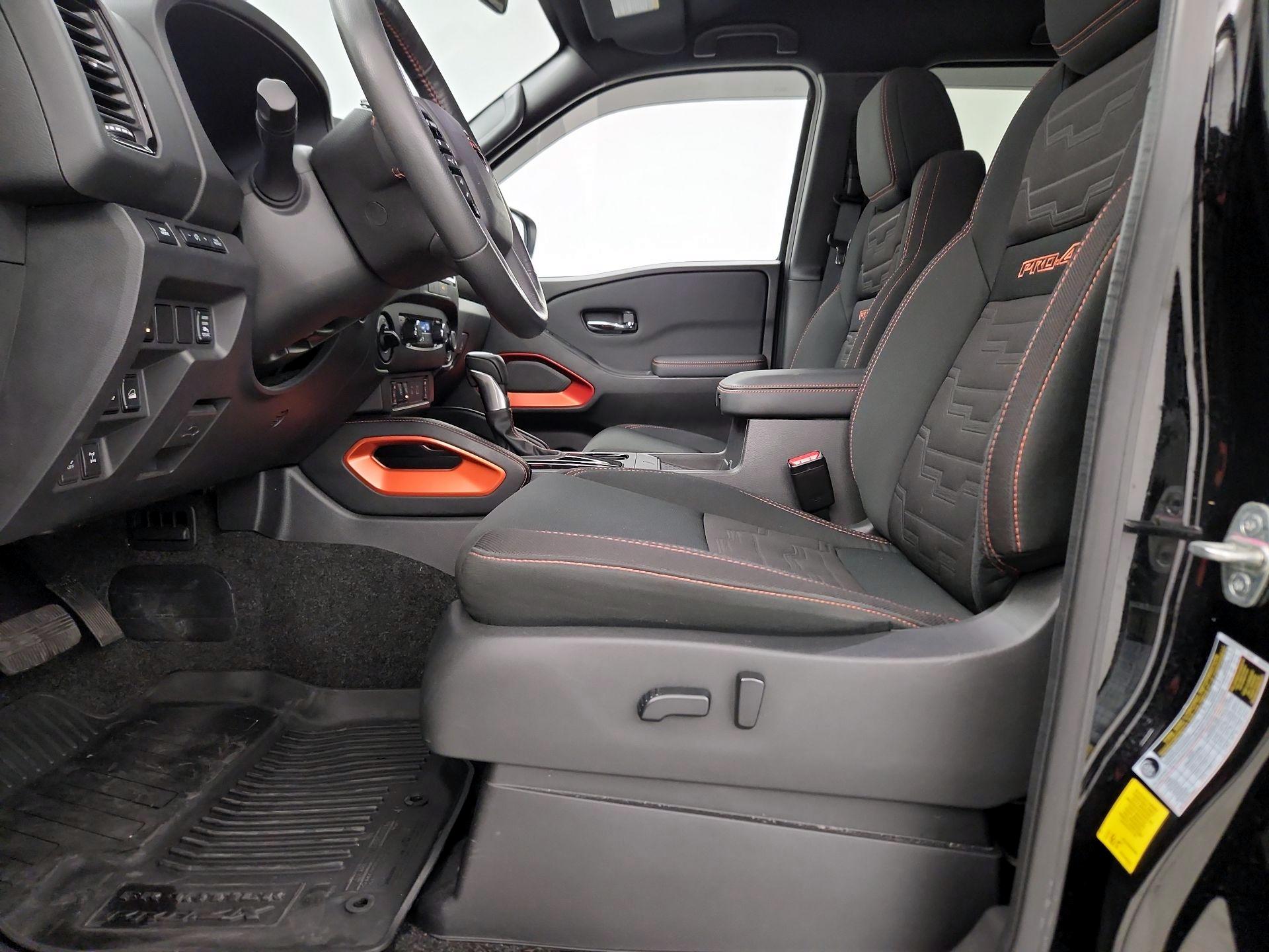 Thumbnail: 2022 Nissan Frontier - 11