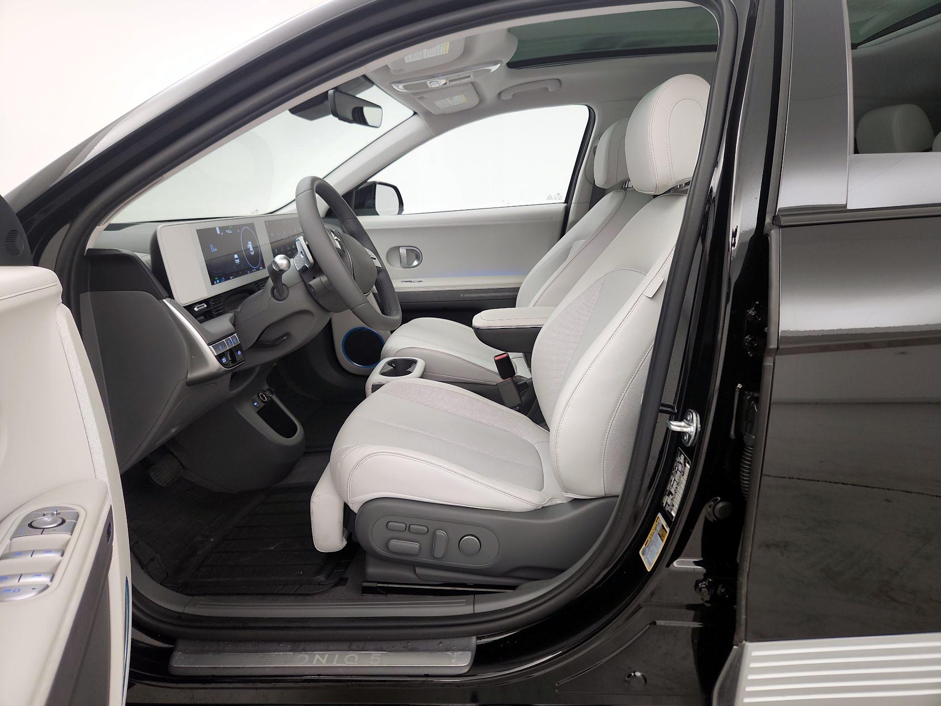 Thumbnail: 2023 Hyundai Ioniq 5 - 11