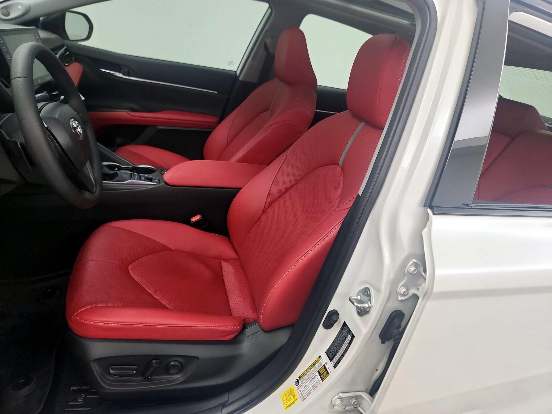 Thumbnail: 2023 Toyota Camry - 11