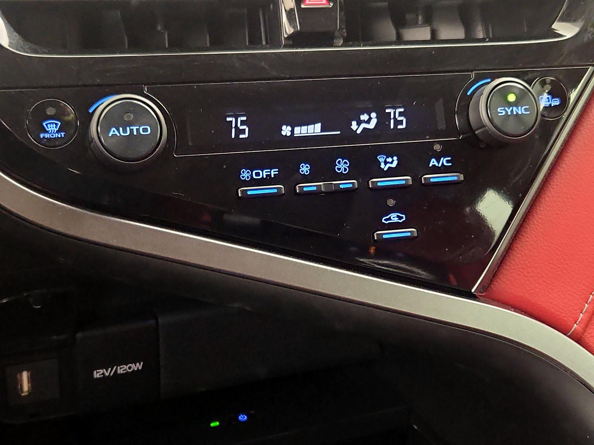 Thumbnail: 2023 Toyota Camry - 17