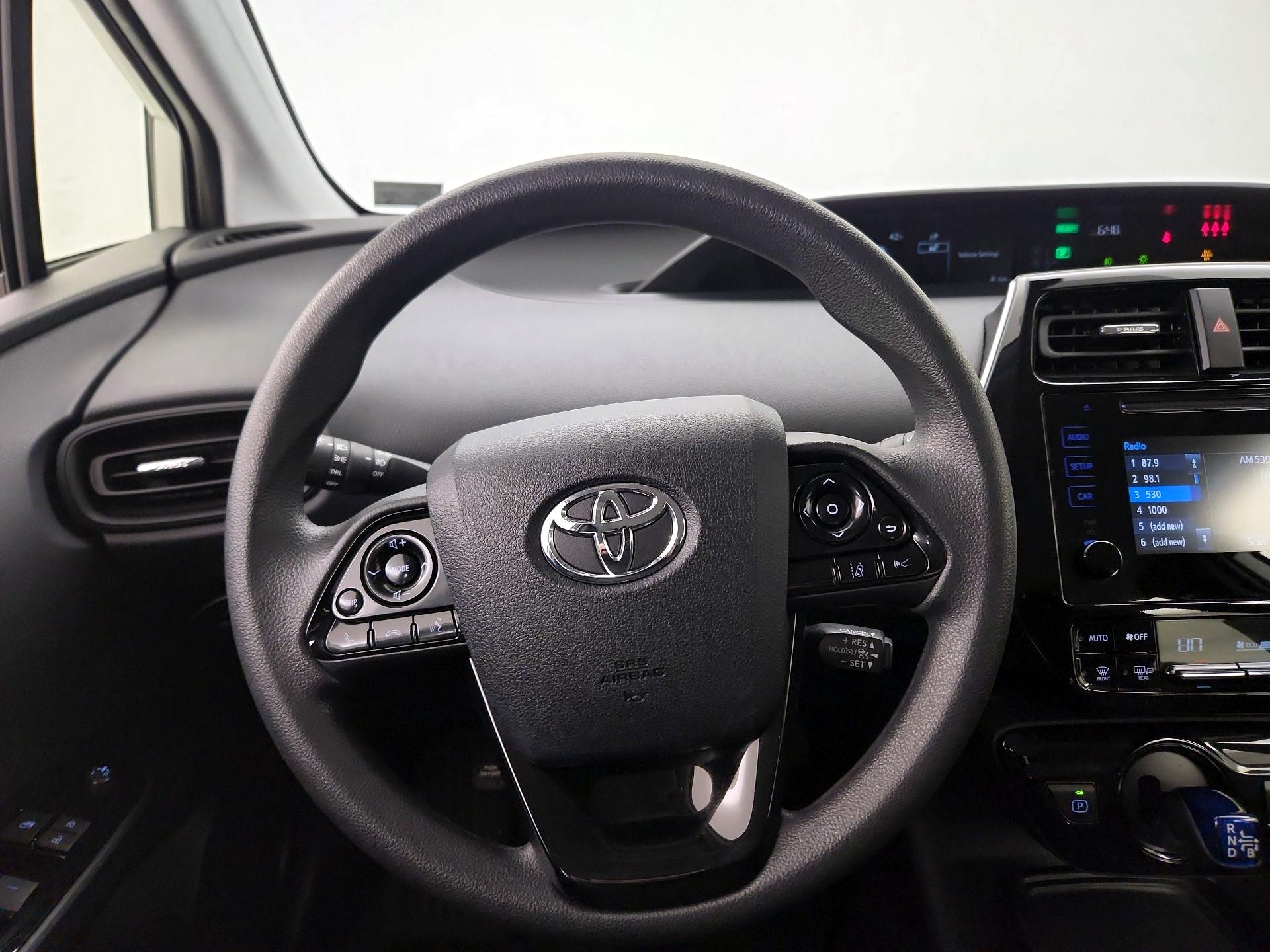 Thumbnail: 2019 Toyota Prius - 10