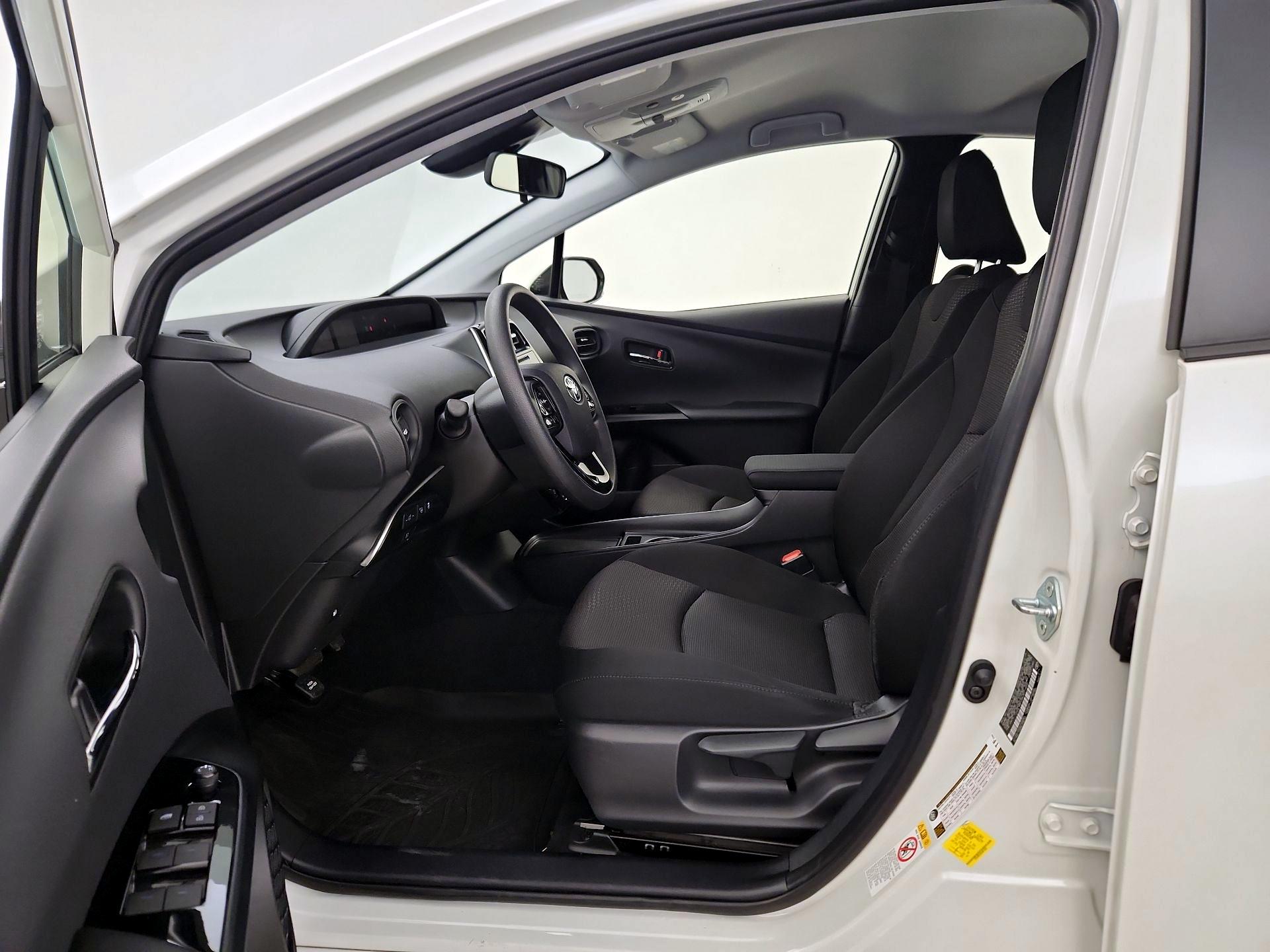 Thumbnail: 2019 Toyota Prius - 11