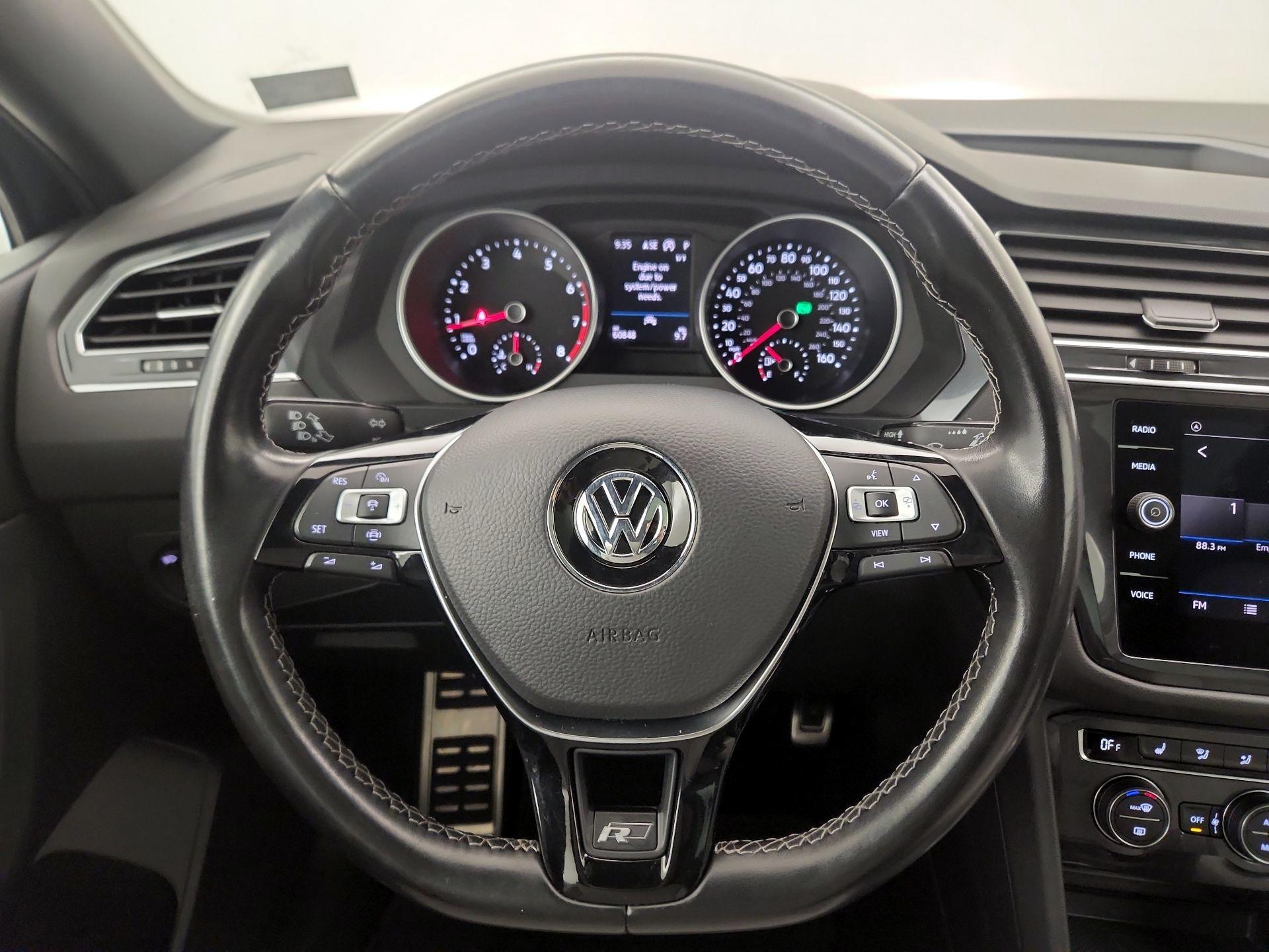 Thumbnail: 2021 Volkswagen Tiguan - 10