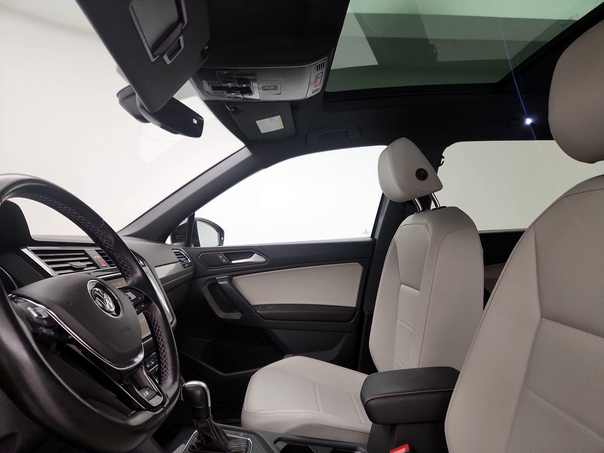 Thumbnail: 2021 Volkswagen Tiguan - 19