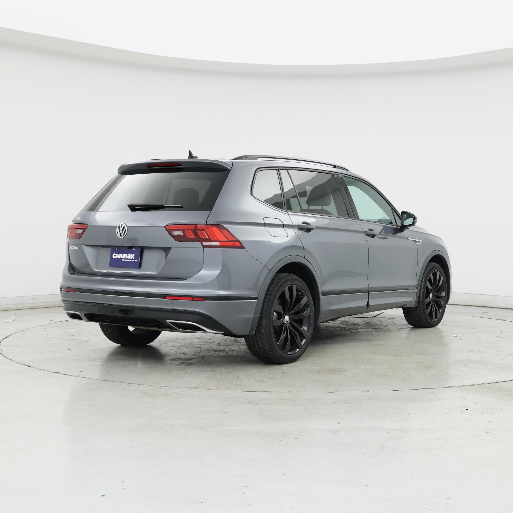 Thumbnail: 2021 Volkswagen Tiguan - 8