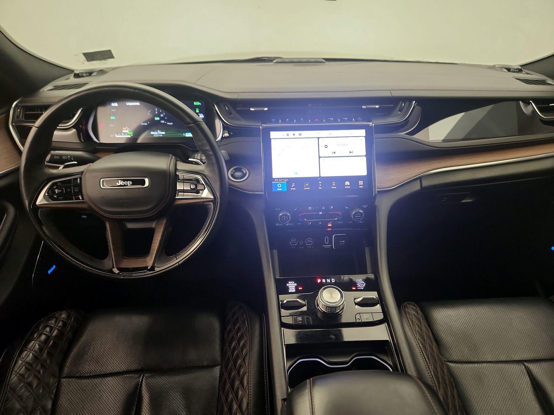 Thumbnail: 2022 Jeep Grand Cherokee - 9