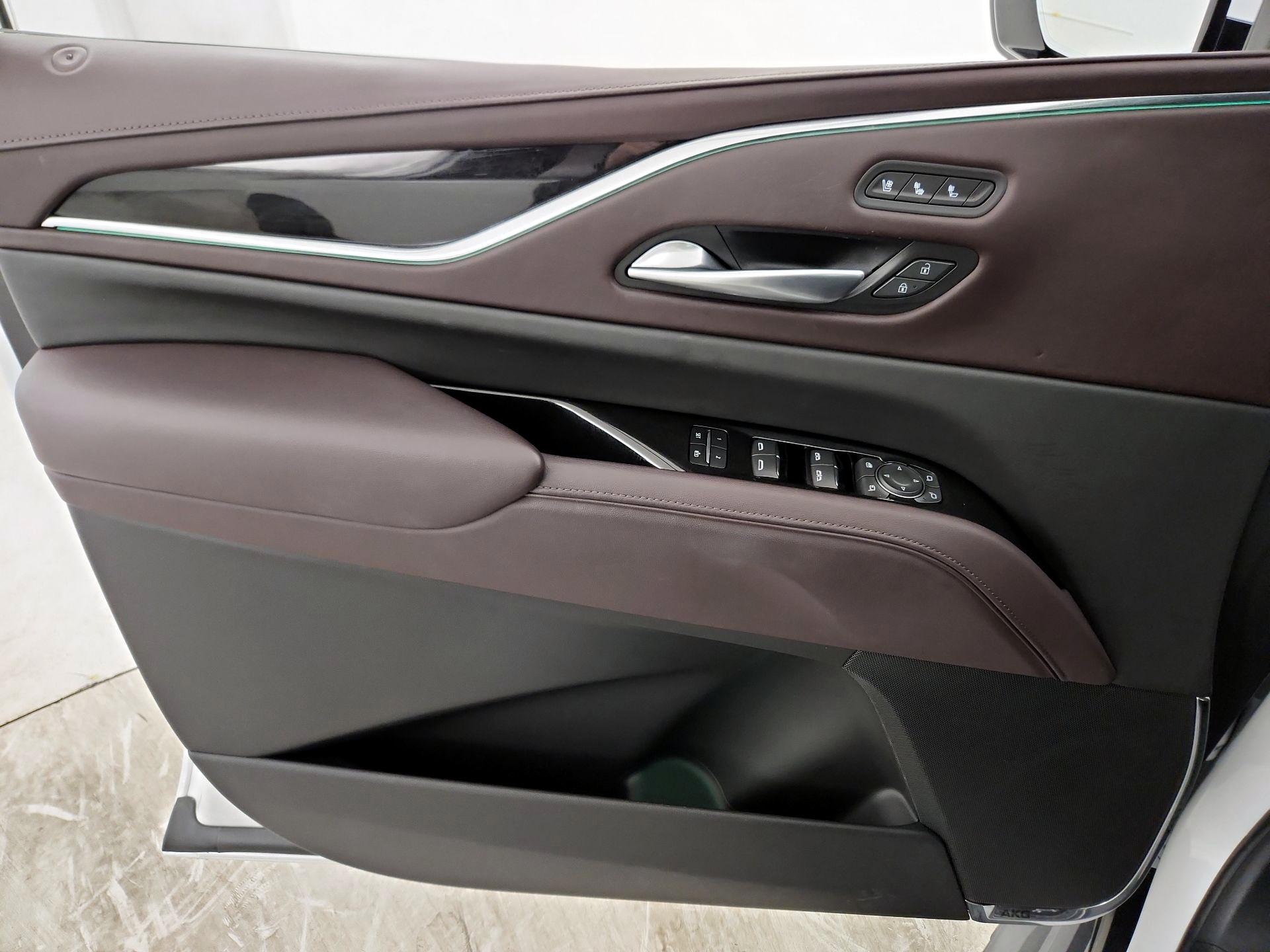 Thumbnail: 2023 Cadillac Escalade - 12