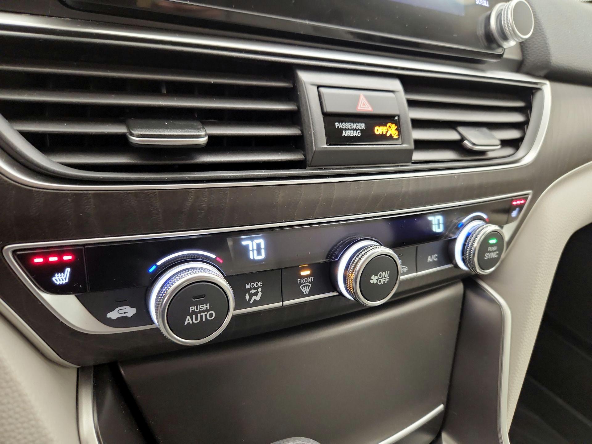 Thumbnail: 2018 Honda Accord - 16