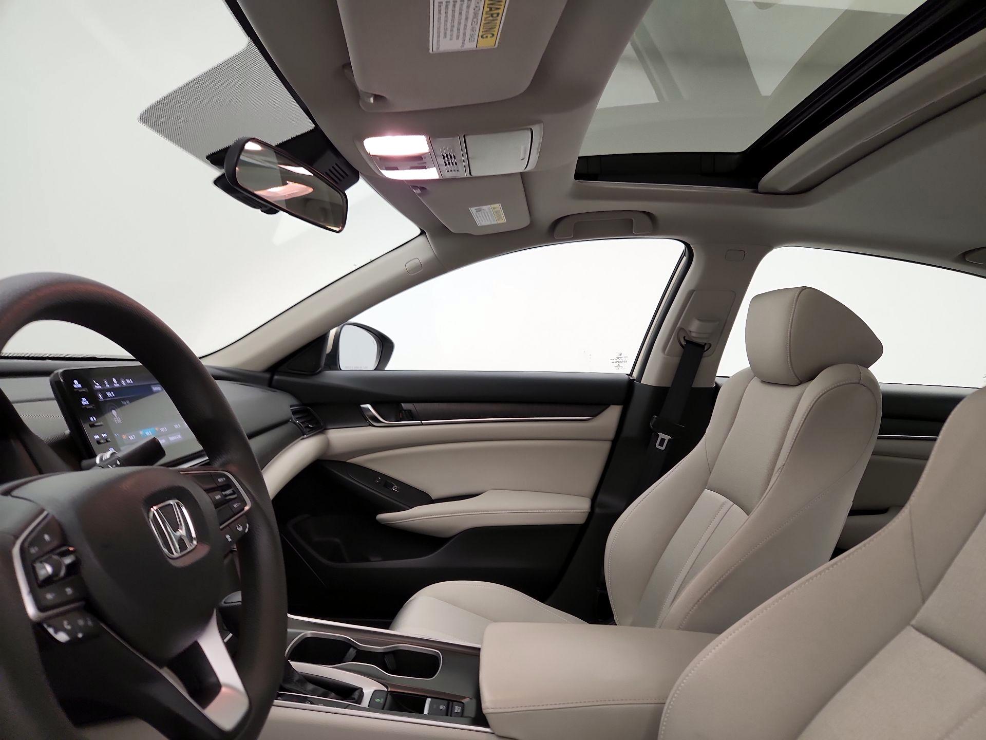 Thumbnail: 2018 Honda Accord - 18