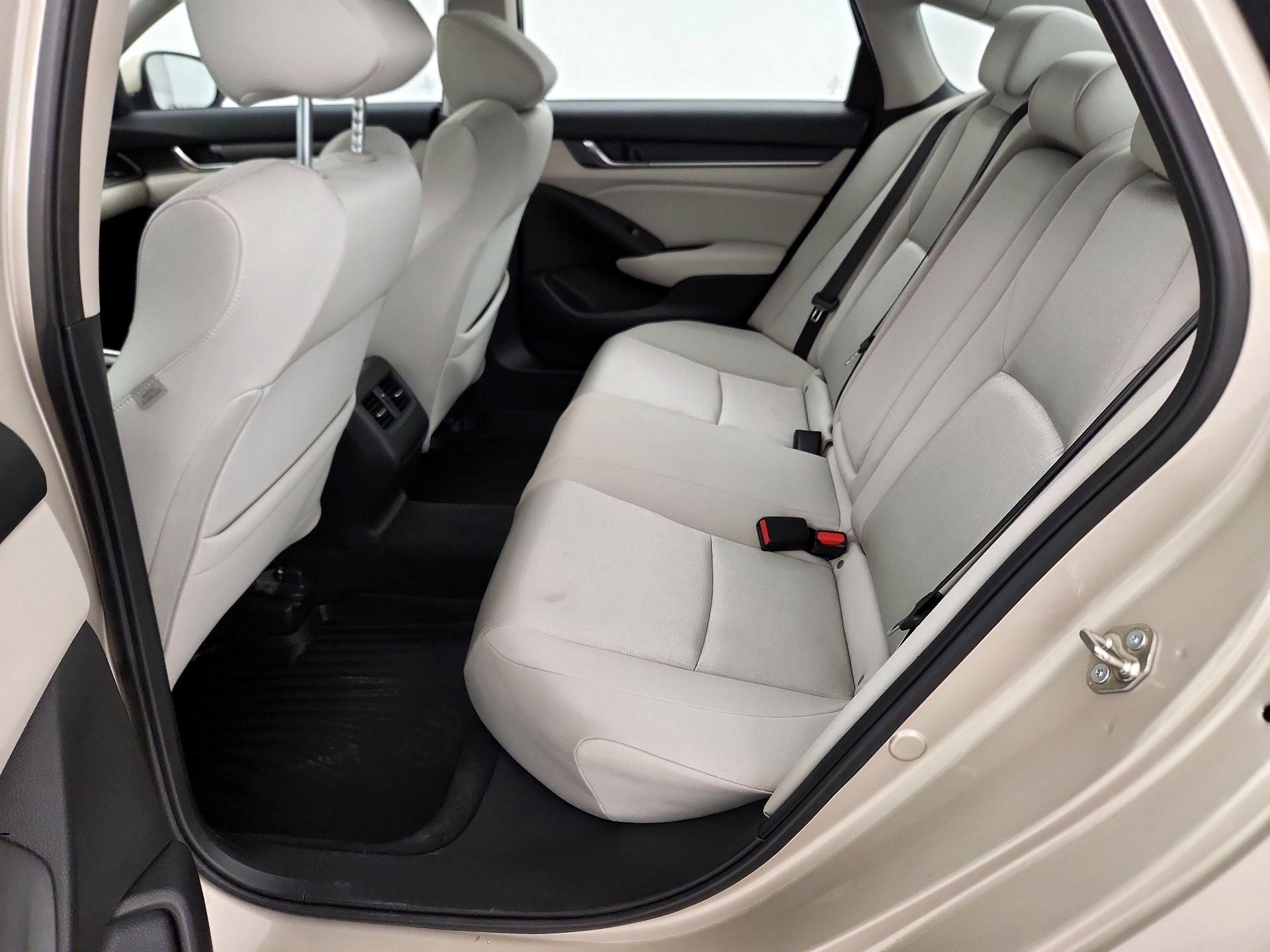 Thumbnail: 2018 Honda Accord - 19