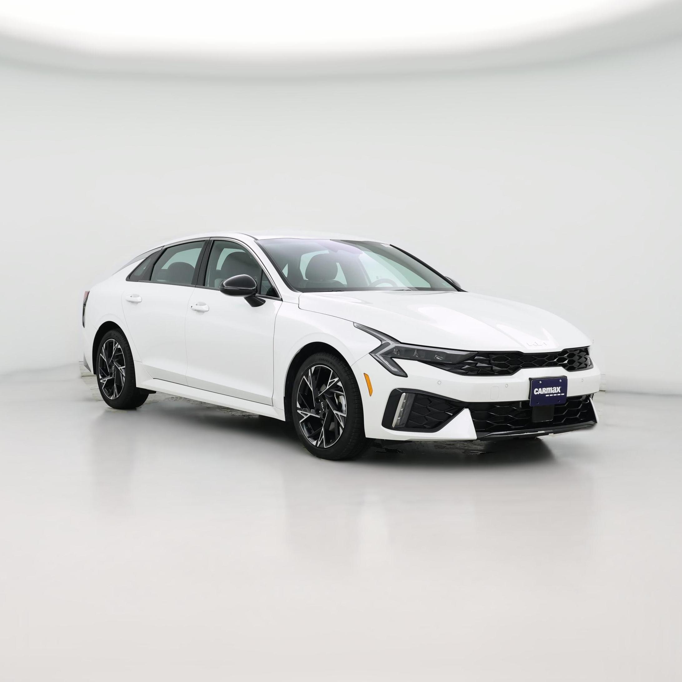 Thumbnail: 2025 Kia K5 - 1