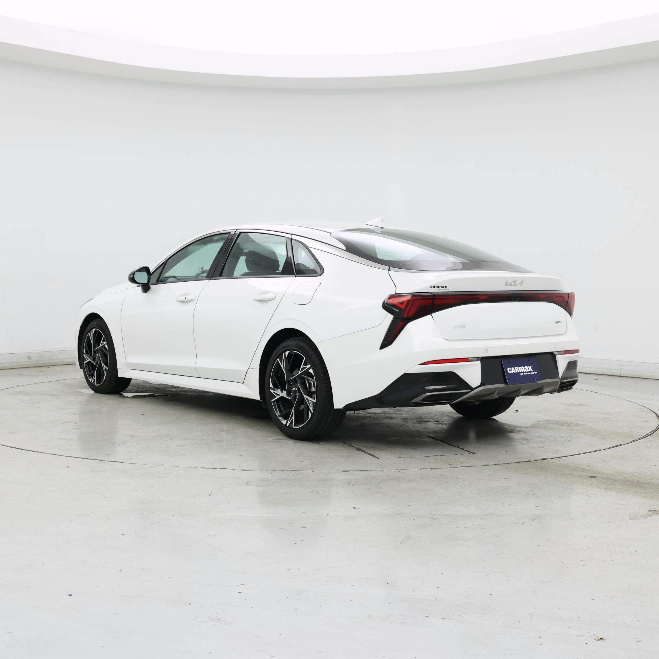 Thumbnail: 2025 Kia K5 - 2