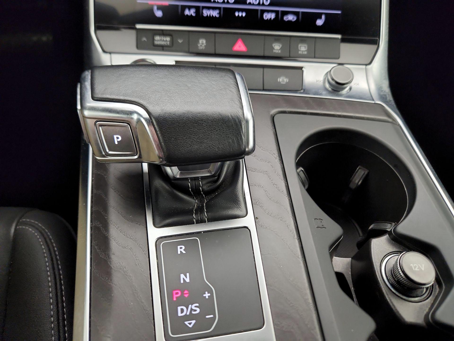 Thumbnail: 2021 Audi A6 - 17