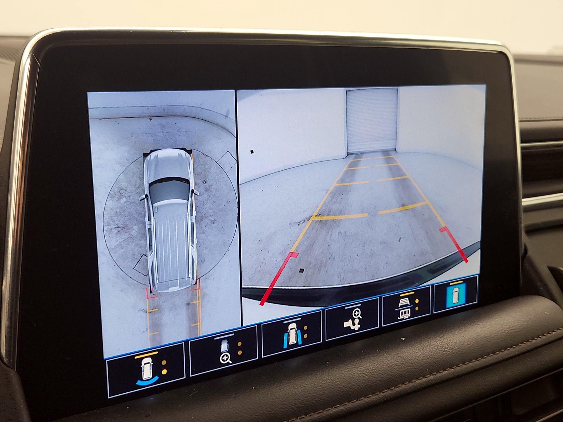 Thumbnail: 2021 Chevrolet Tahoe - 15