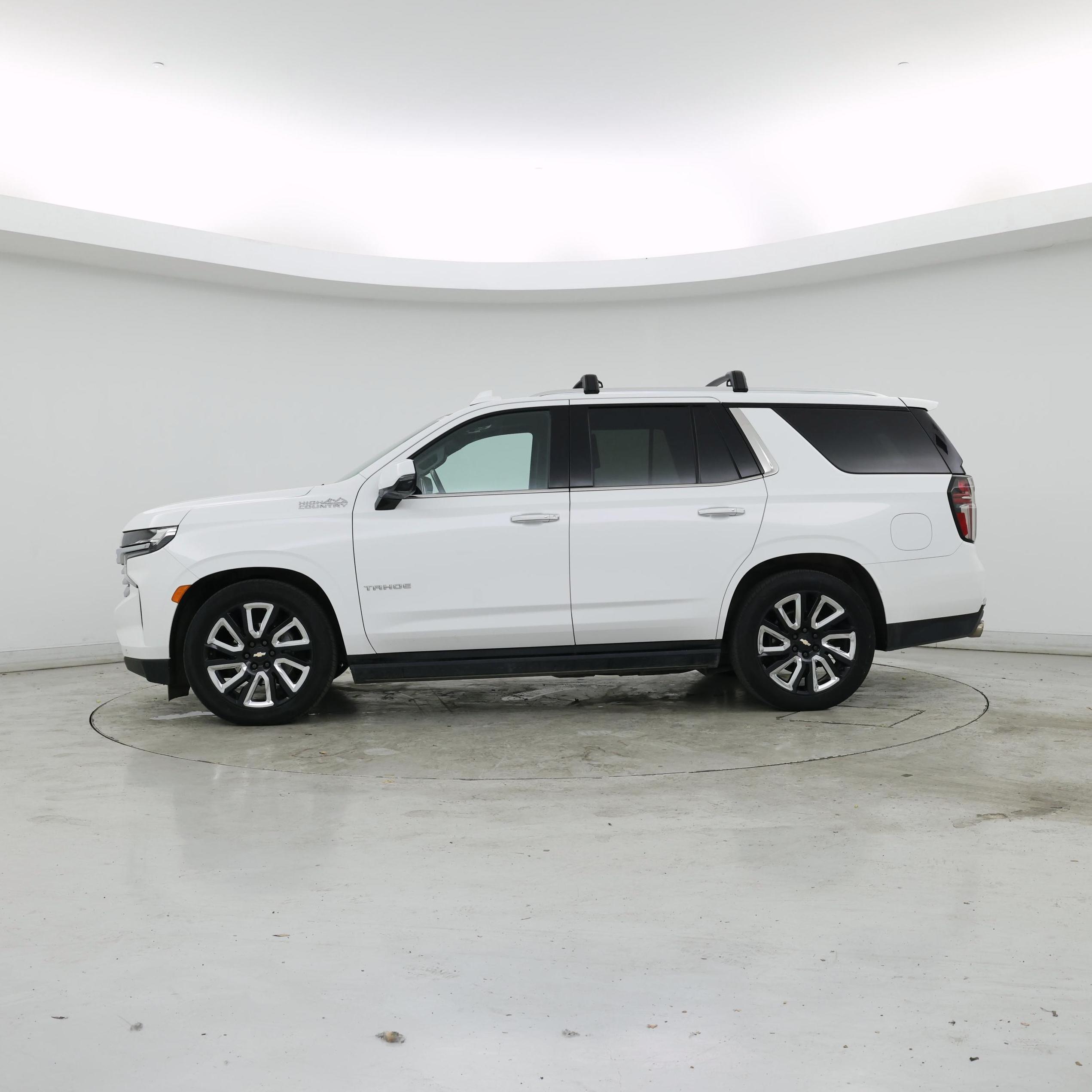 Thumbnail: 2021 Chevrolet Tahoe - 3