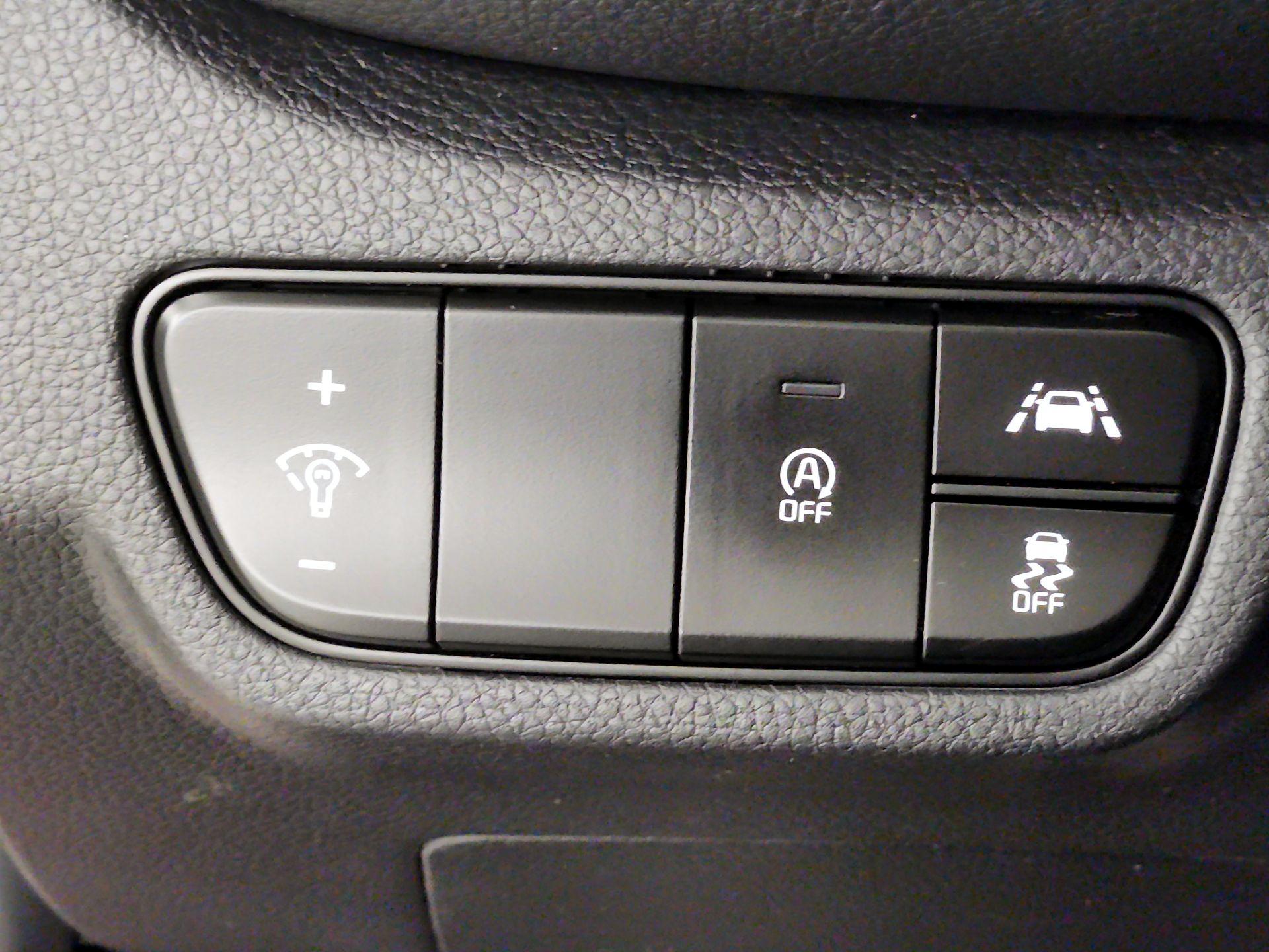 Thumbnail: 2021 Kia Seltos - 13