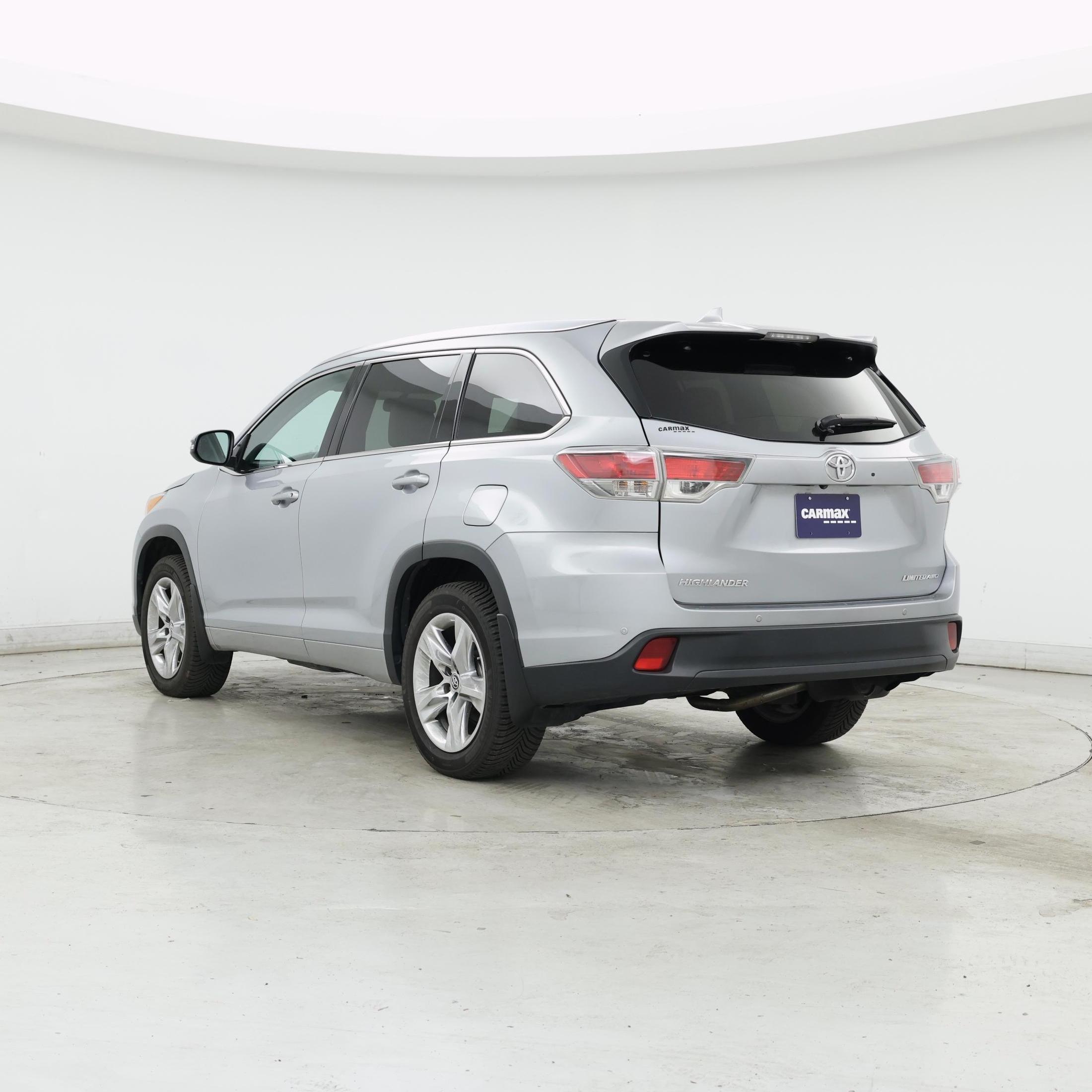Thumbnail: 2016 Toyota Highlander - 2