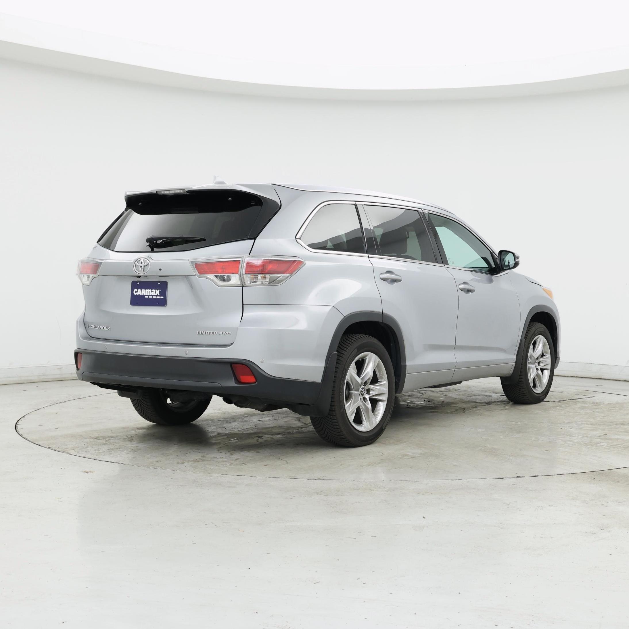 Thumbnail: 2016 Toyota Highlander - 8