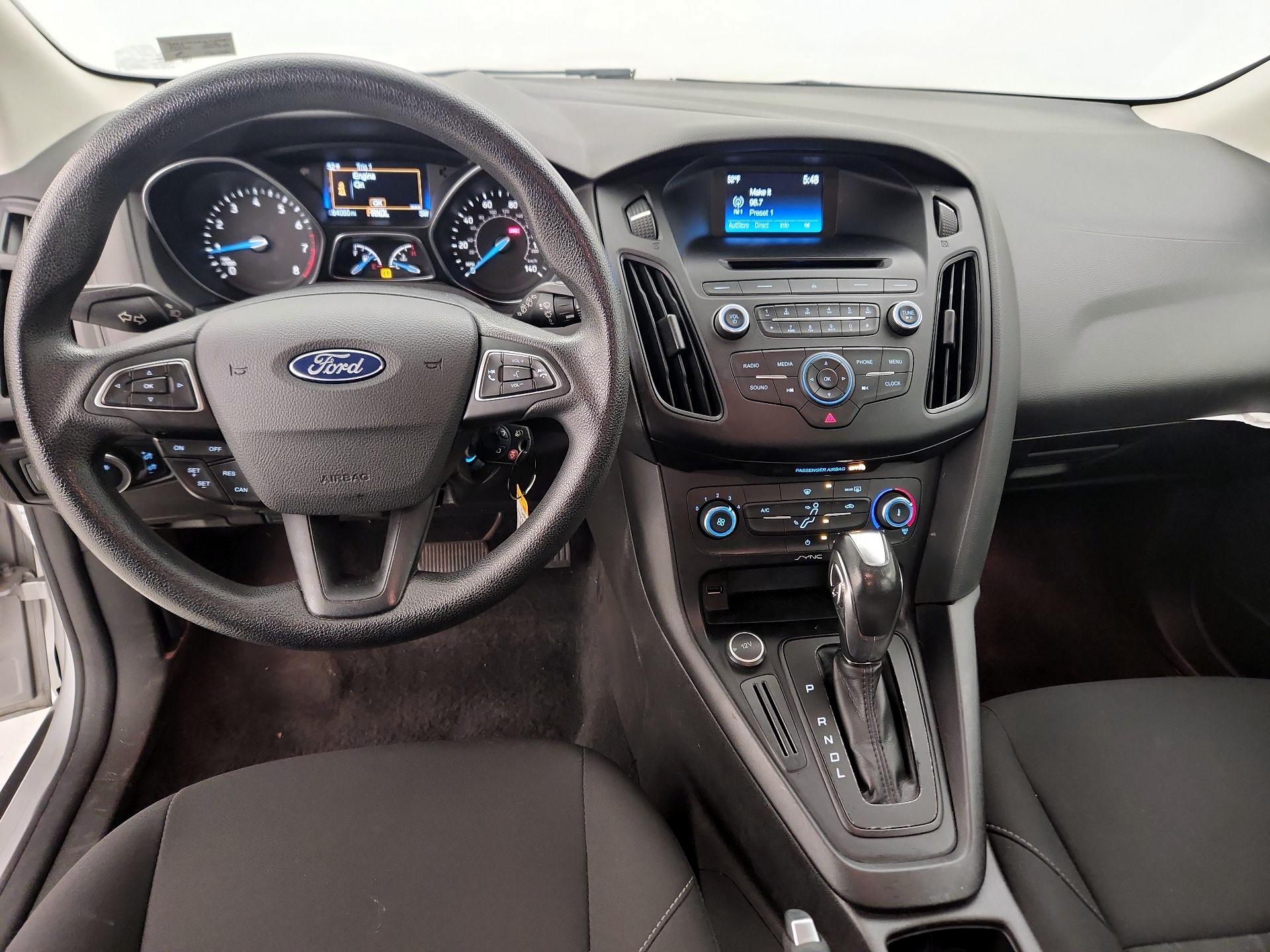 Thumbnail: 2016 Ford Focus - 9