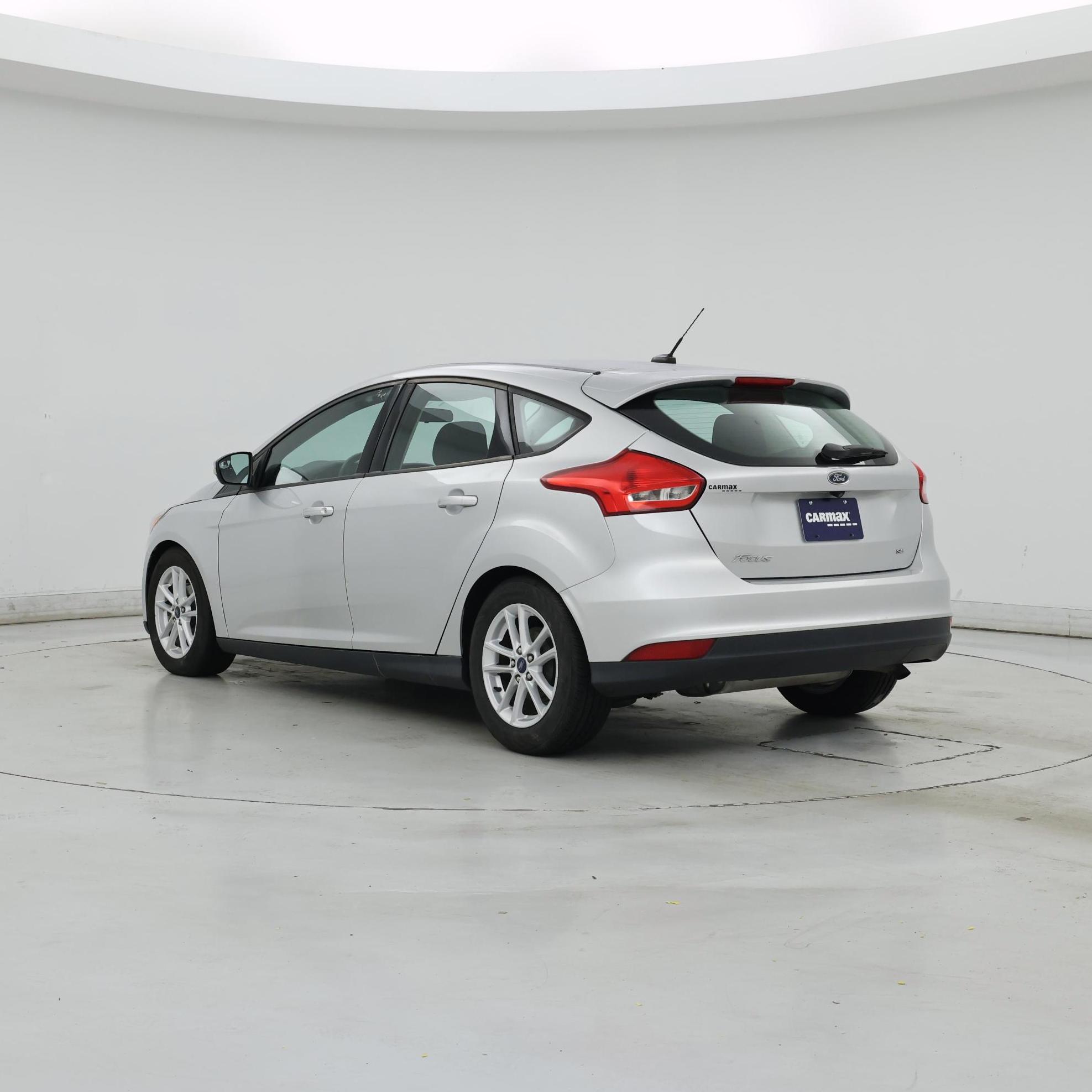 Thumbnail: 2016 Ford Focus - 2