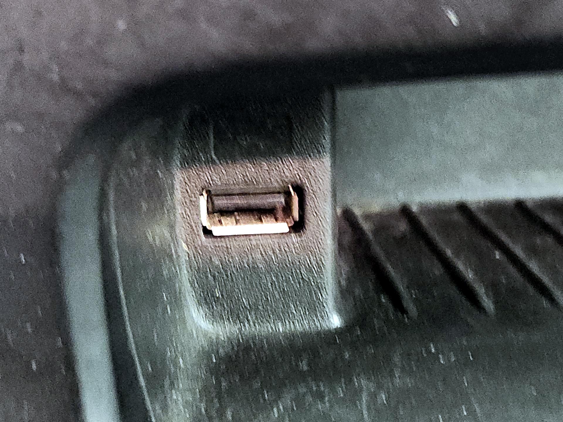 Thumbnail: 2016 Ford Focus - 19