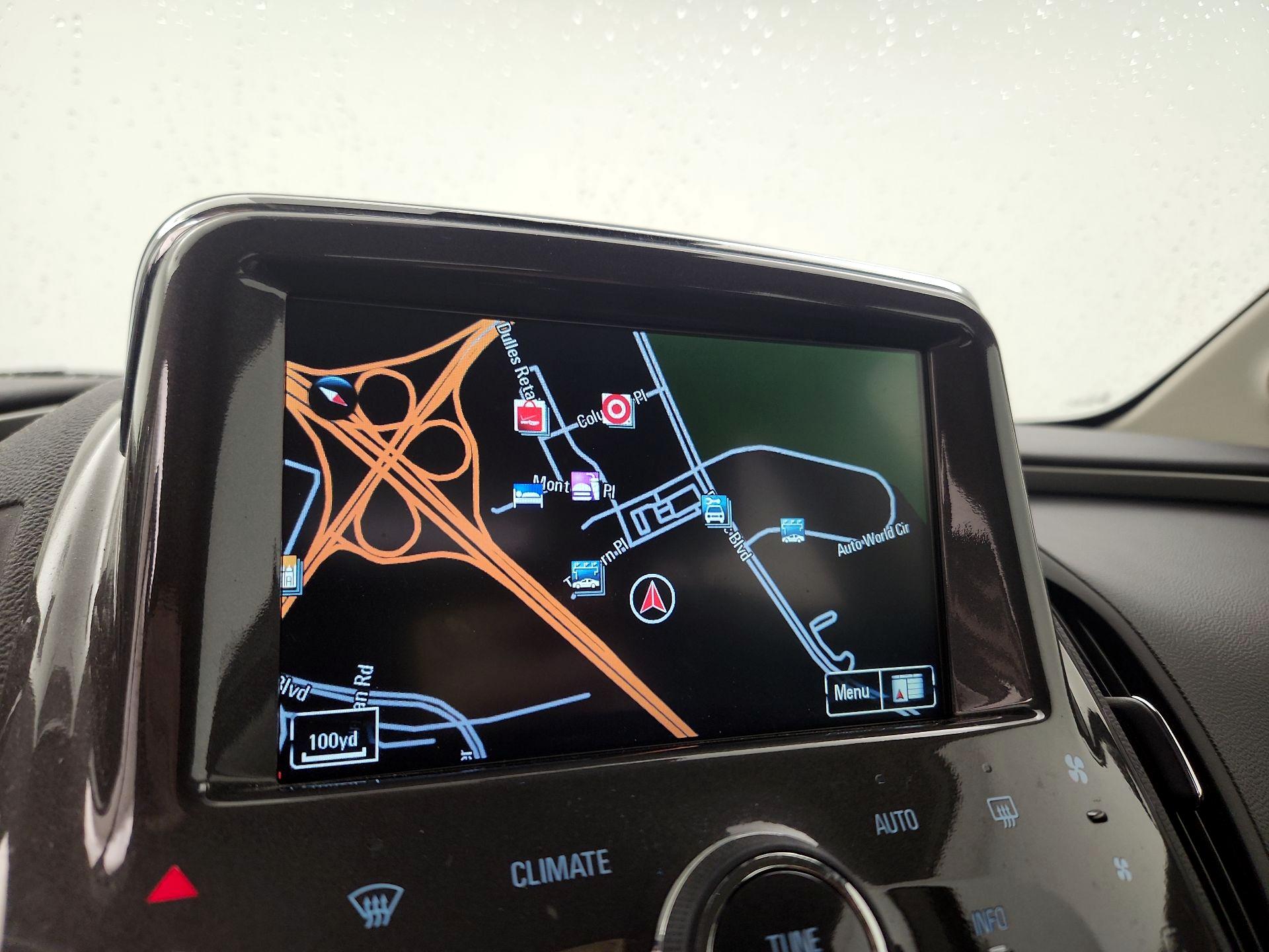 Thumbnail: 2015 Chevrolet Volt - 14