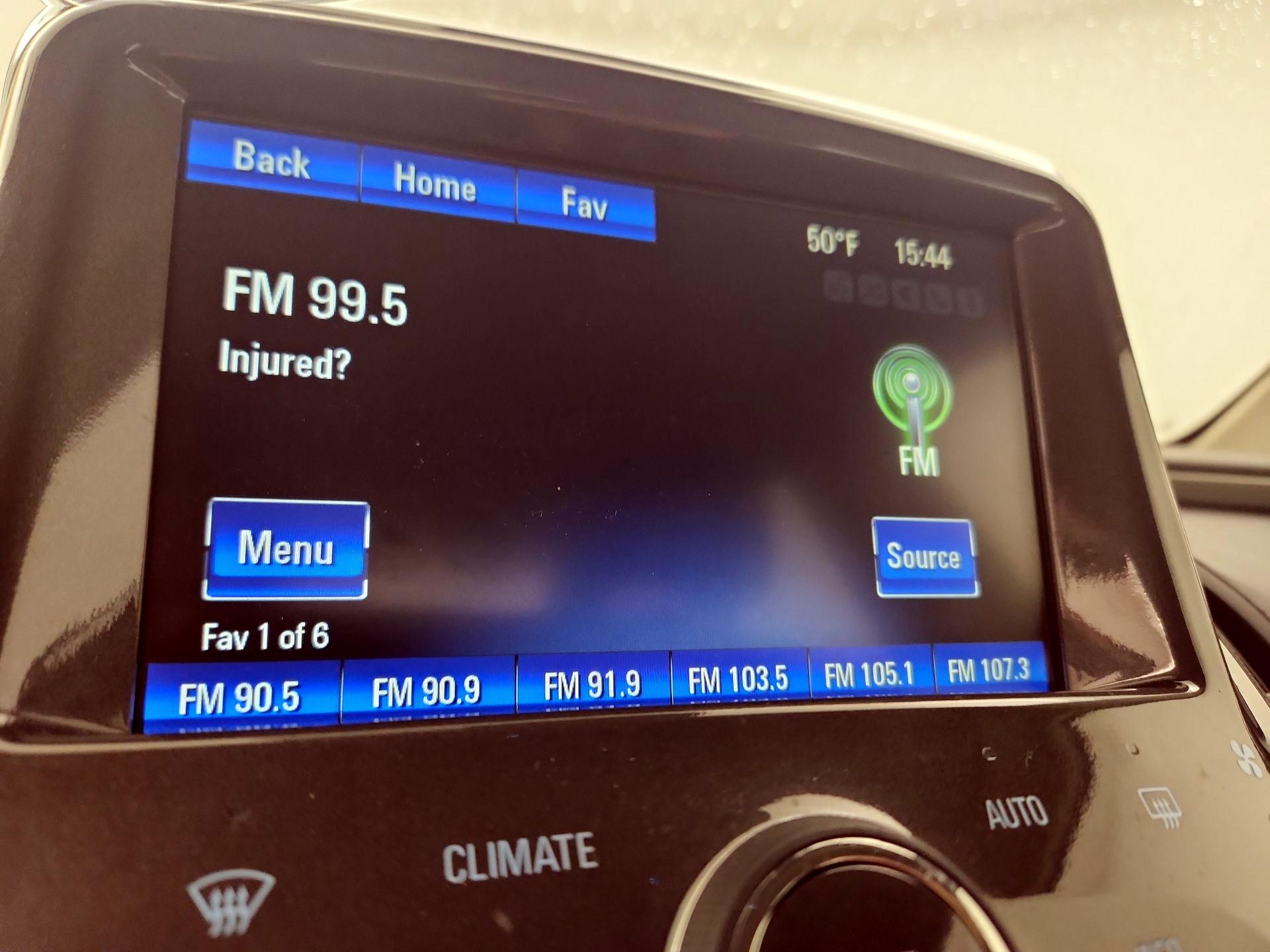 Thumbnail: 2015 Chevrolet Volt - 16