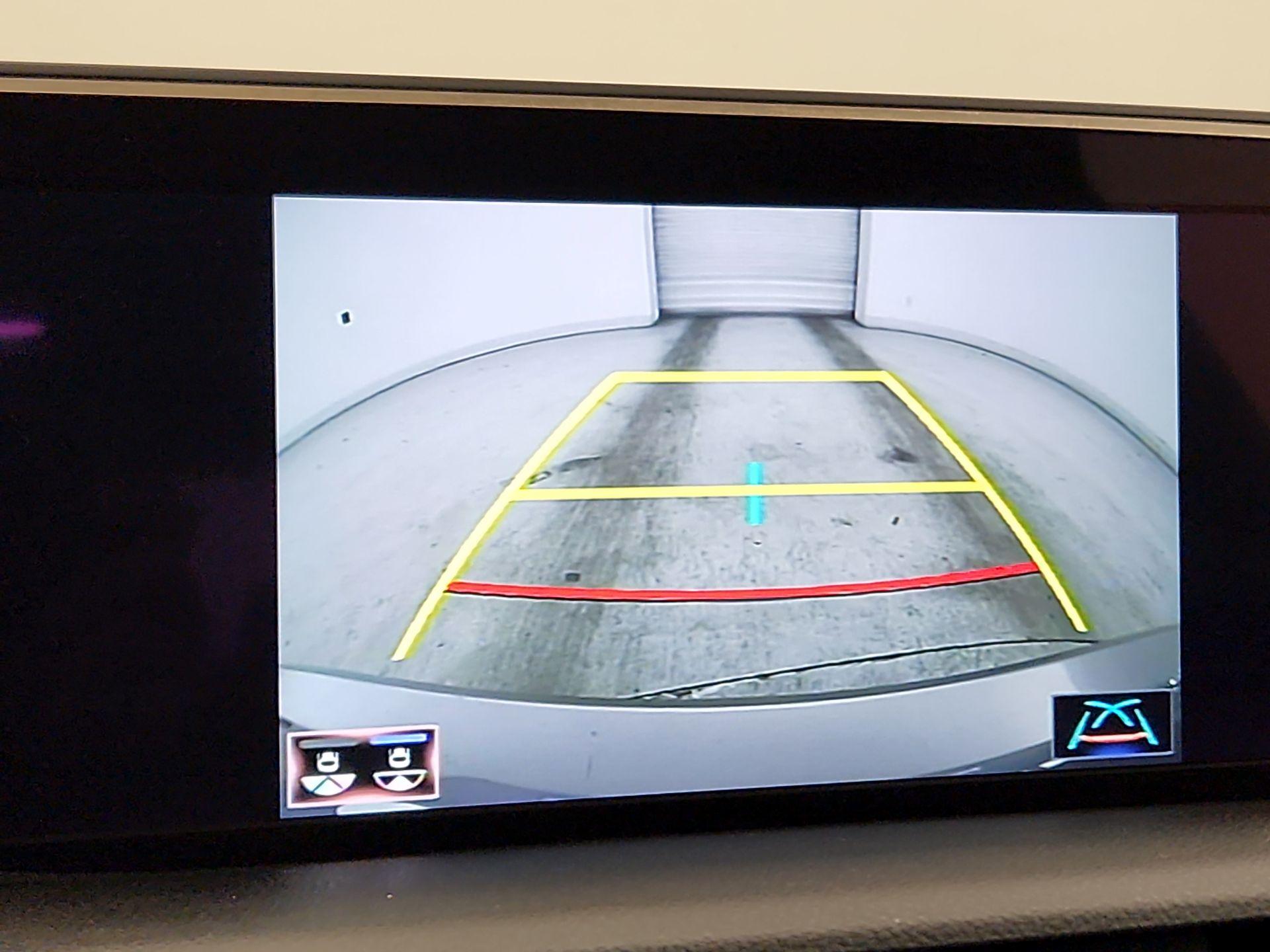 Thumbnail: 2019 Lexus ES - 15