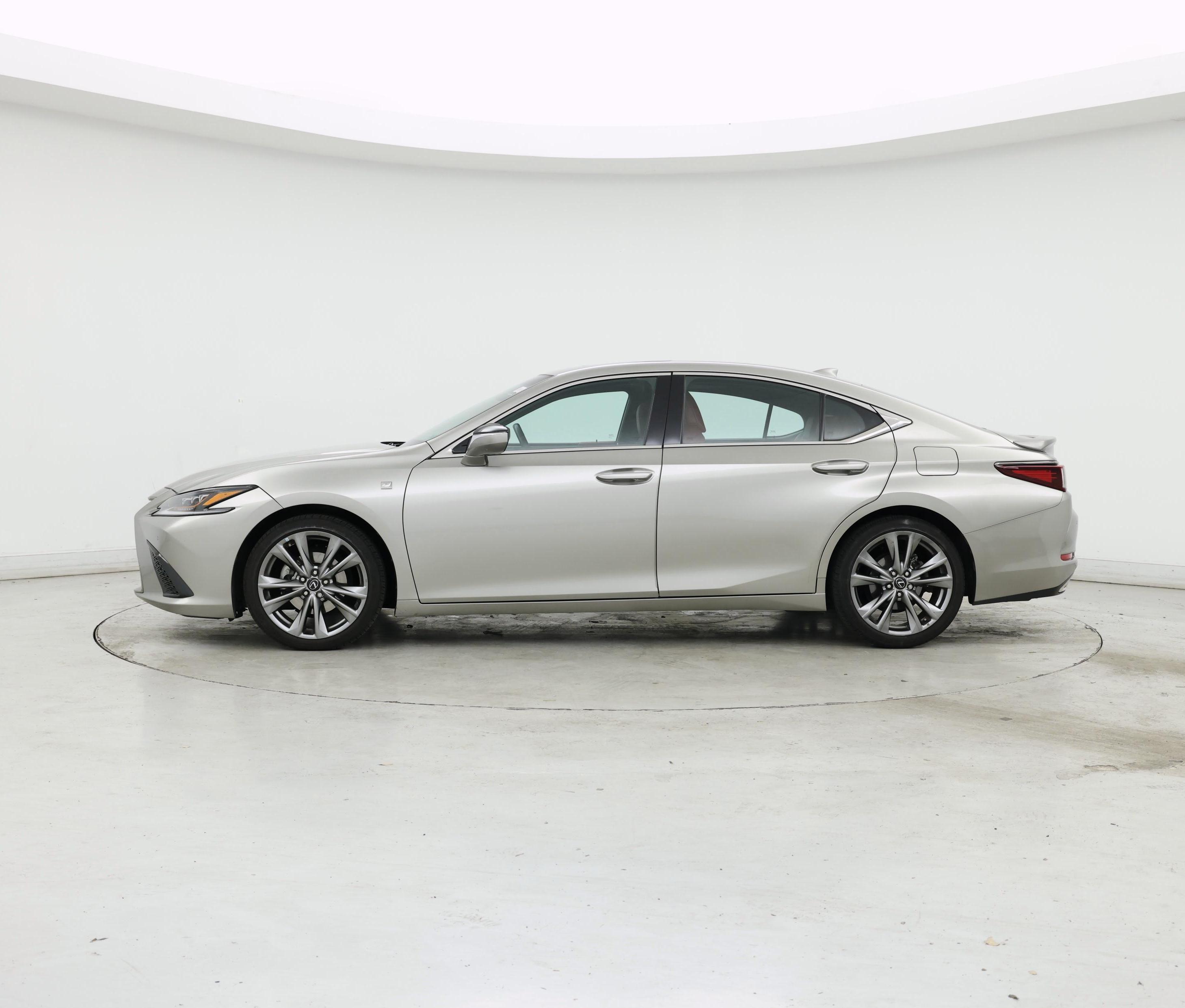 Thumbnail: 2019 Lexus ES - 3