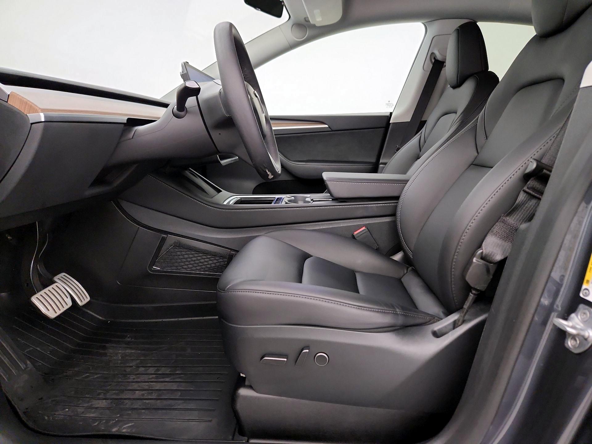 Thumbnail: 2023 Tesla Model Y - 11