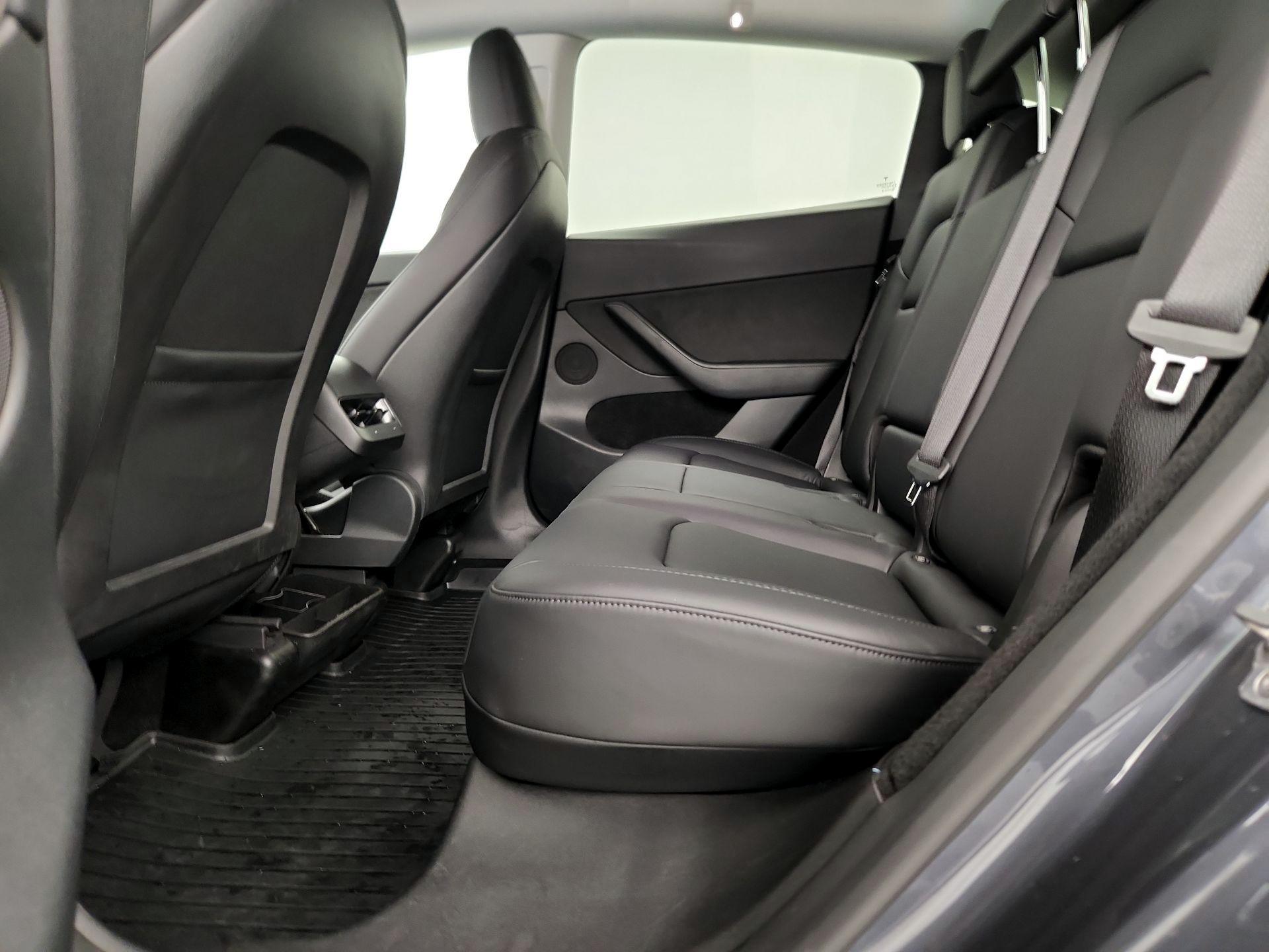 Thumbnail: 2023 Tesla Model Y - 20