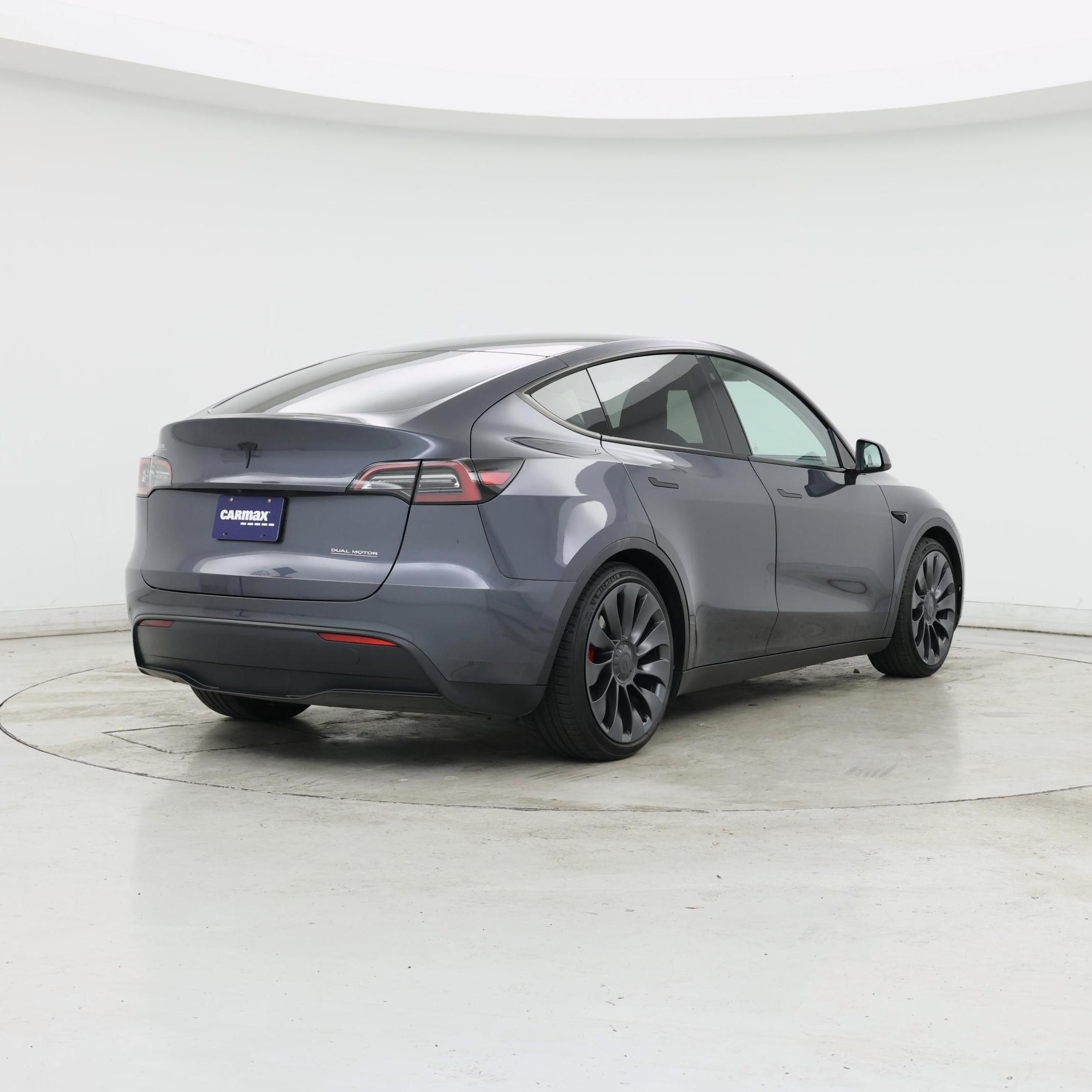 Thumbnail: 2023 Tesla Model Y - 8