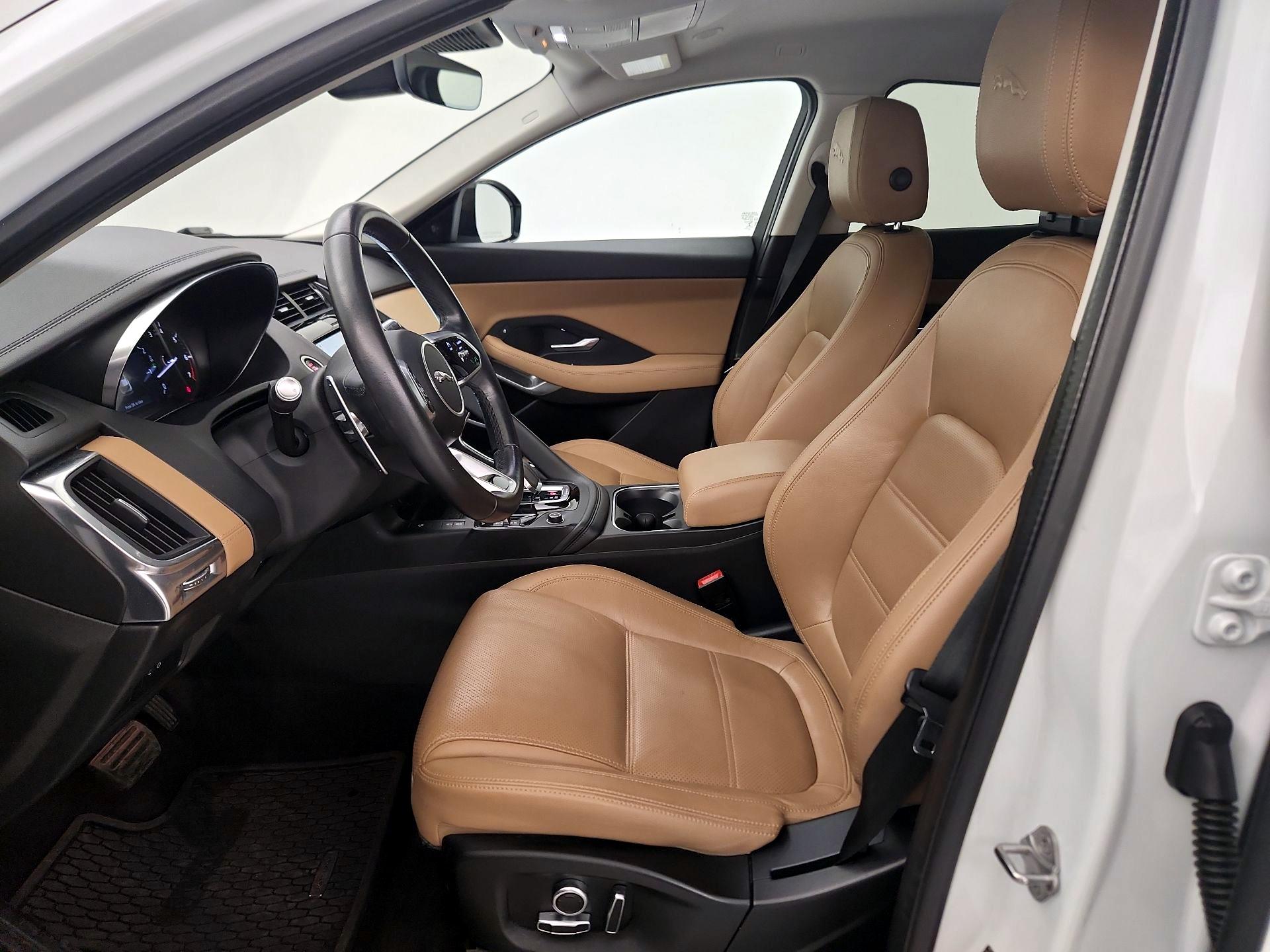 Thumbnail: 2022 Jaguar E-Pace - 11