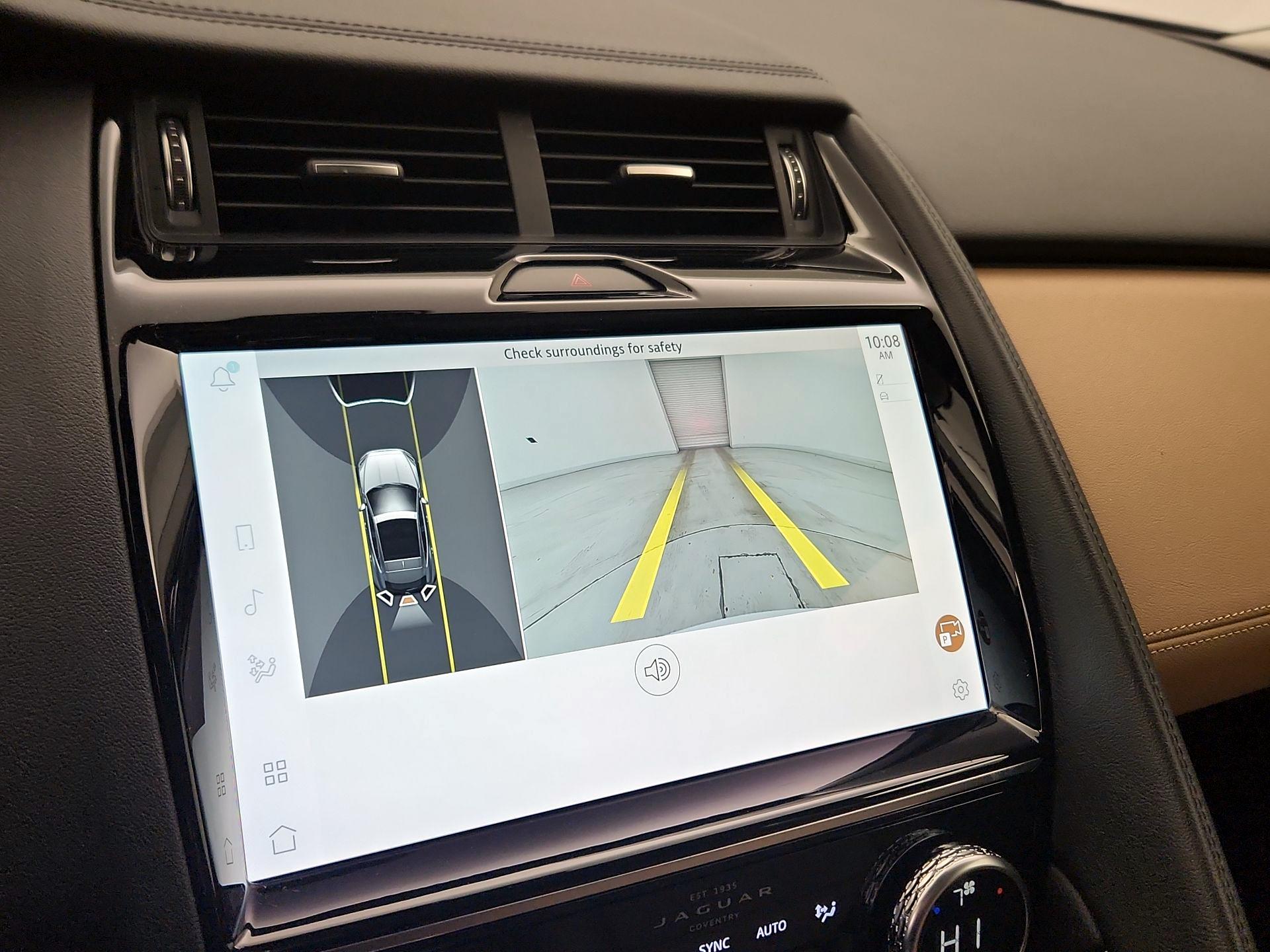 Thumbnail: 2022 Jaguar E-Pace - 14